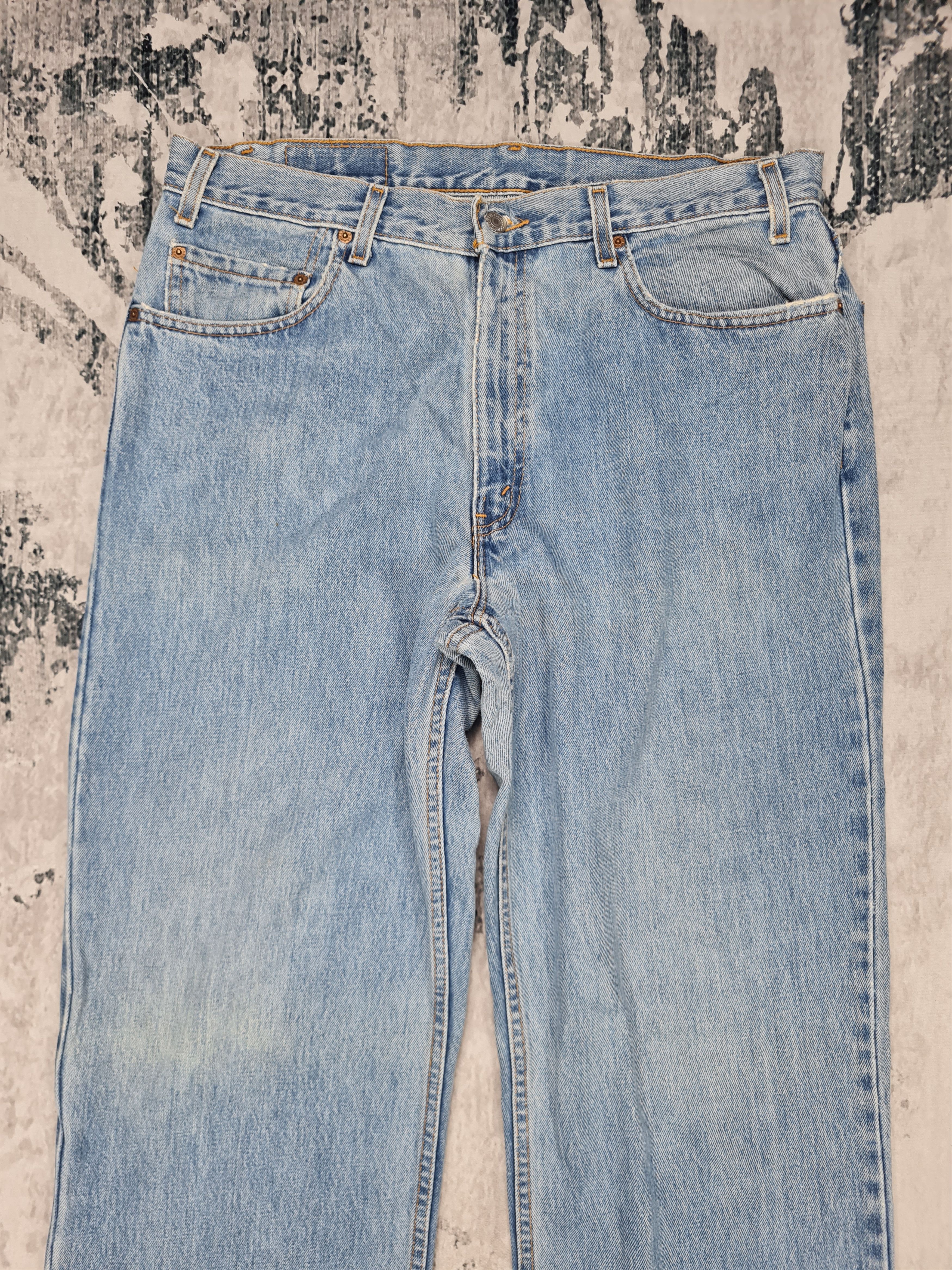 Levi's Vtg LEVIS 550 Medium Wash Distressed Size 36X35 Jeans L0243 Size US 36 / EU 52 - 3 Thumbnail