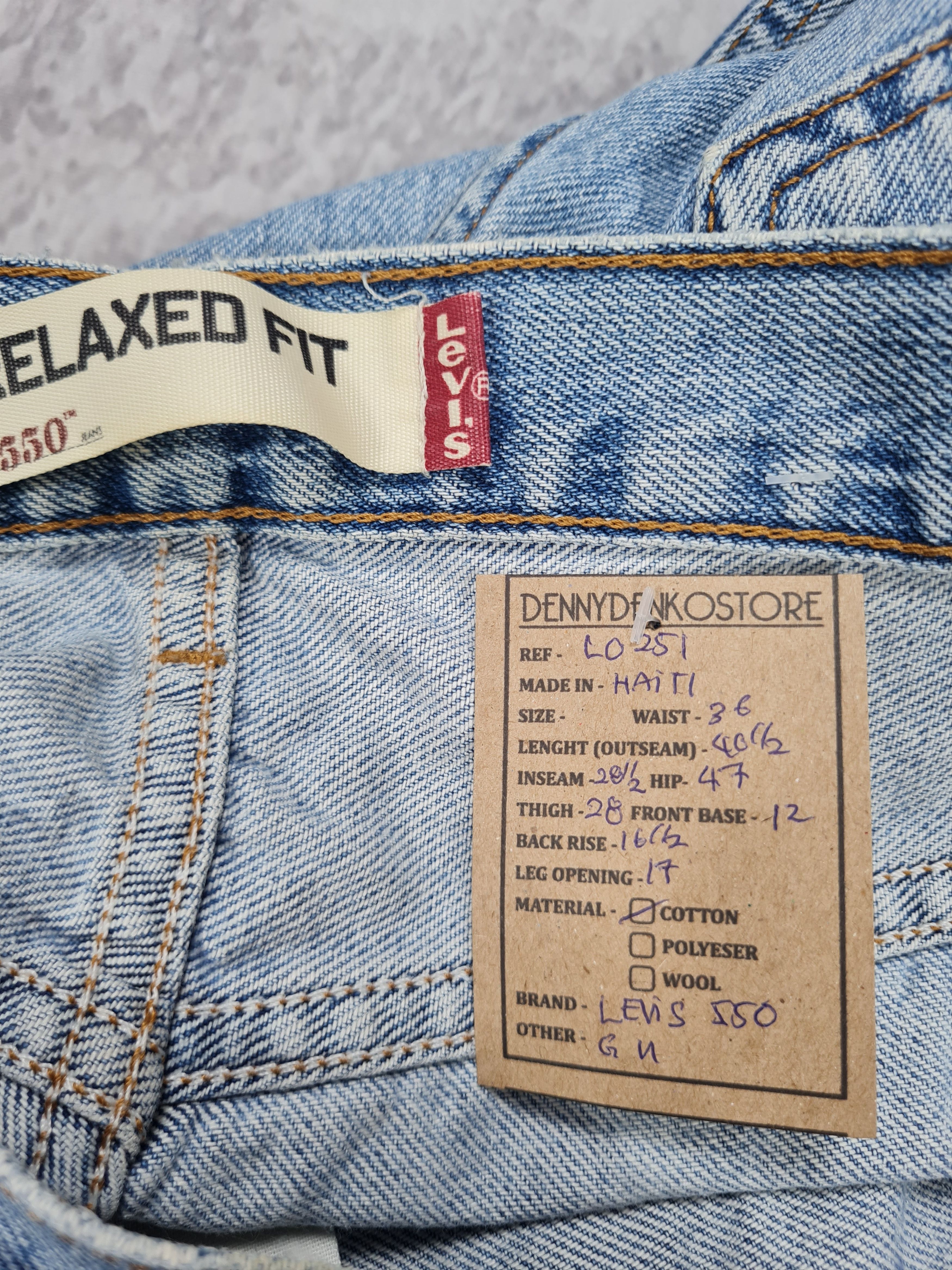 Levi's Vtg LEVIS 550 Light Wash Sun Faded Size 36X28.5 Jeans L0251 Size US 36 / EU 52 - 10 Thumbnail