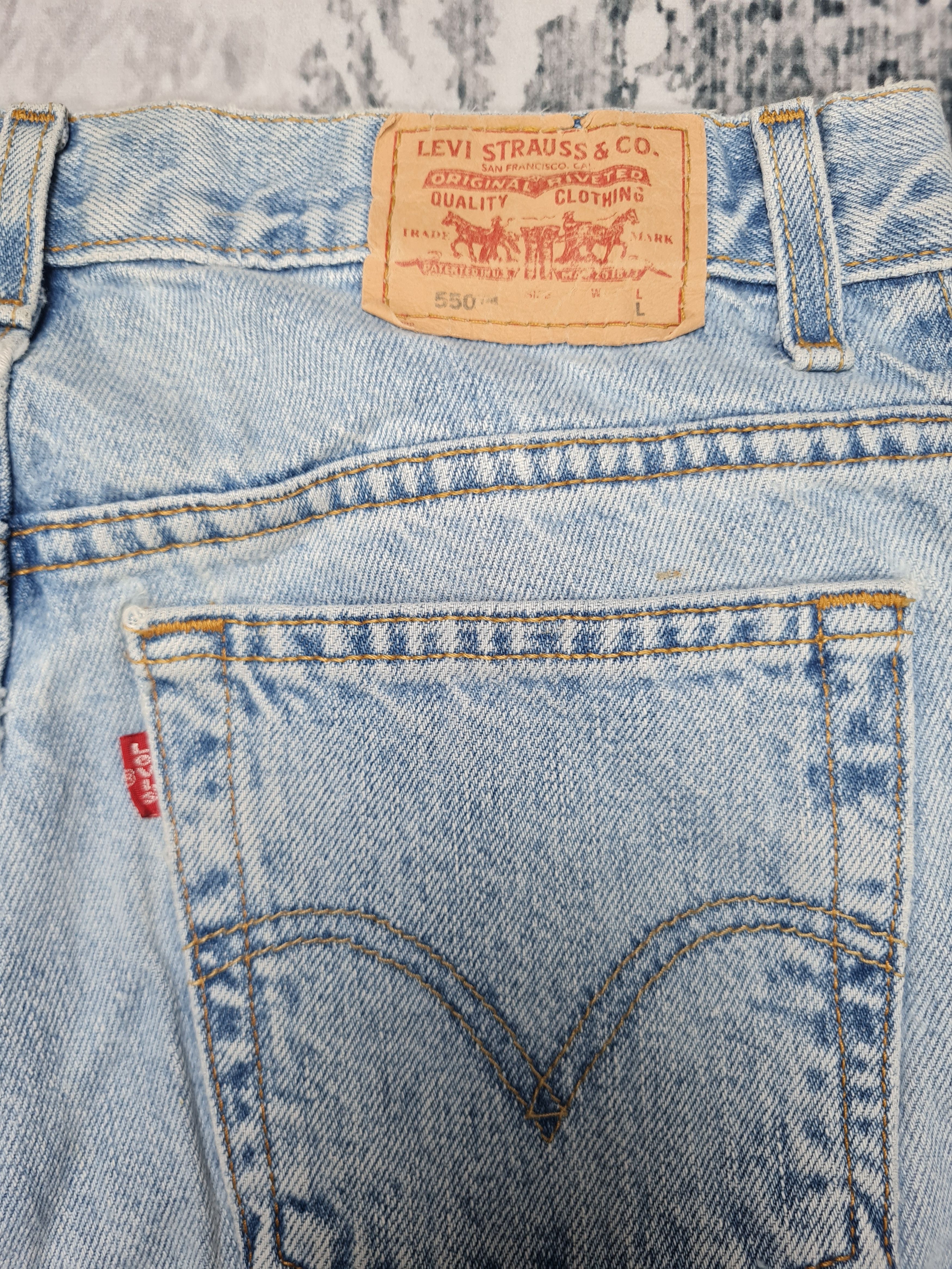 Levi's Vintage Clothing Vintage LEVIS 505 Light Wash Faded Size 30X32.5 Jeans L0200 Size US 30 / EU 46 - 6 Thumbnail
