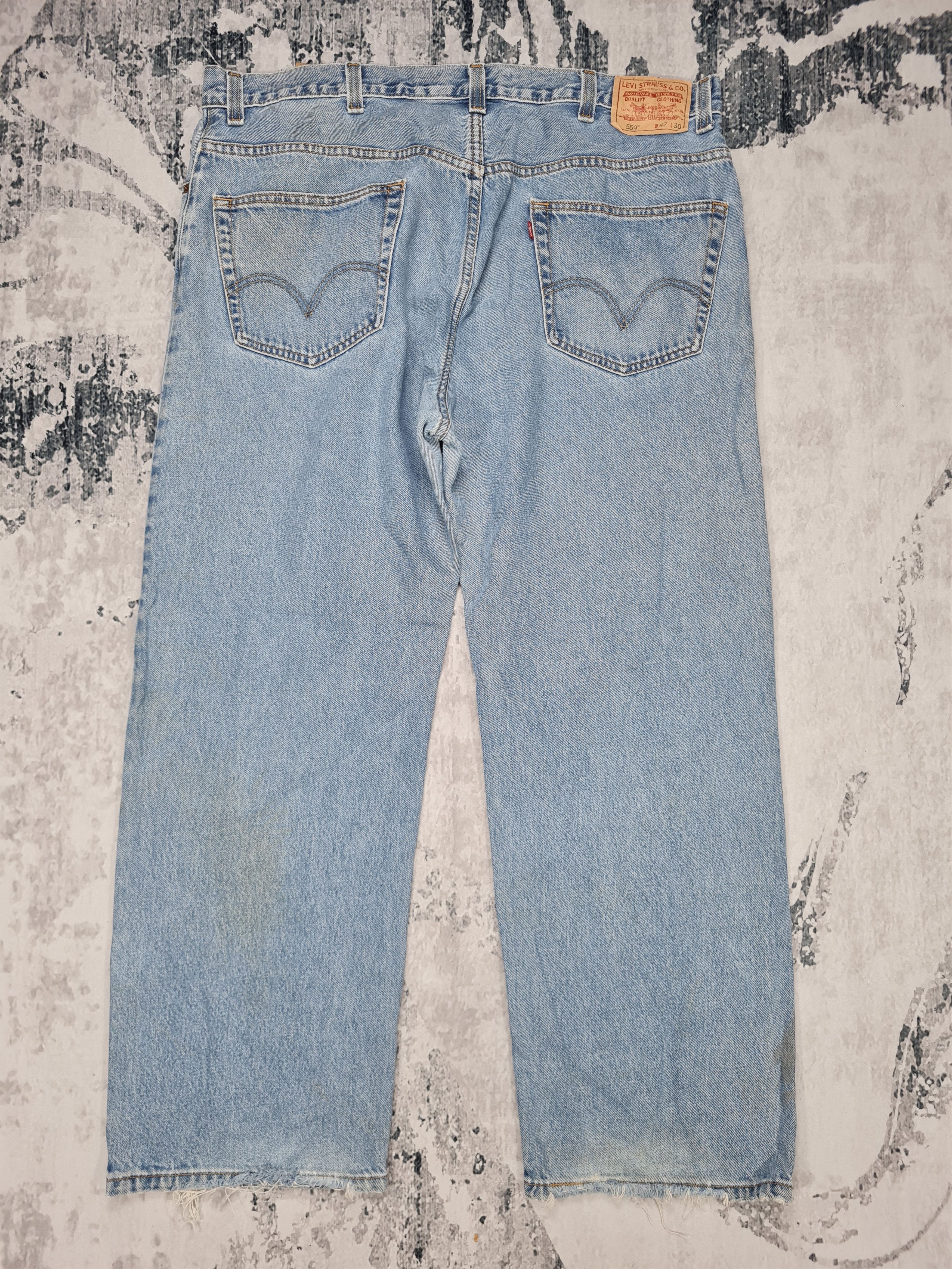 Levi's Vintage LEVIS 559 Light Wash Faded Size 42X29.5 Jeans L0204 Size US 42 / EU 58 - 2 Thumbnail