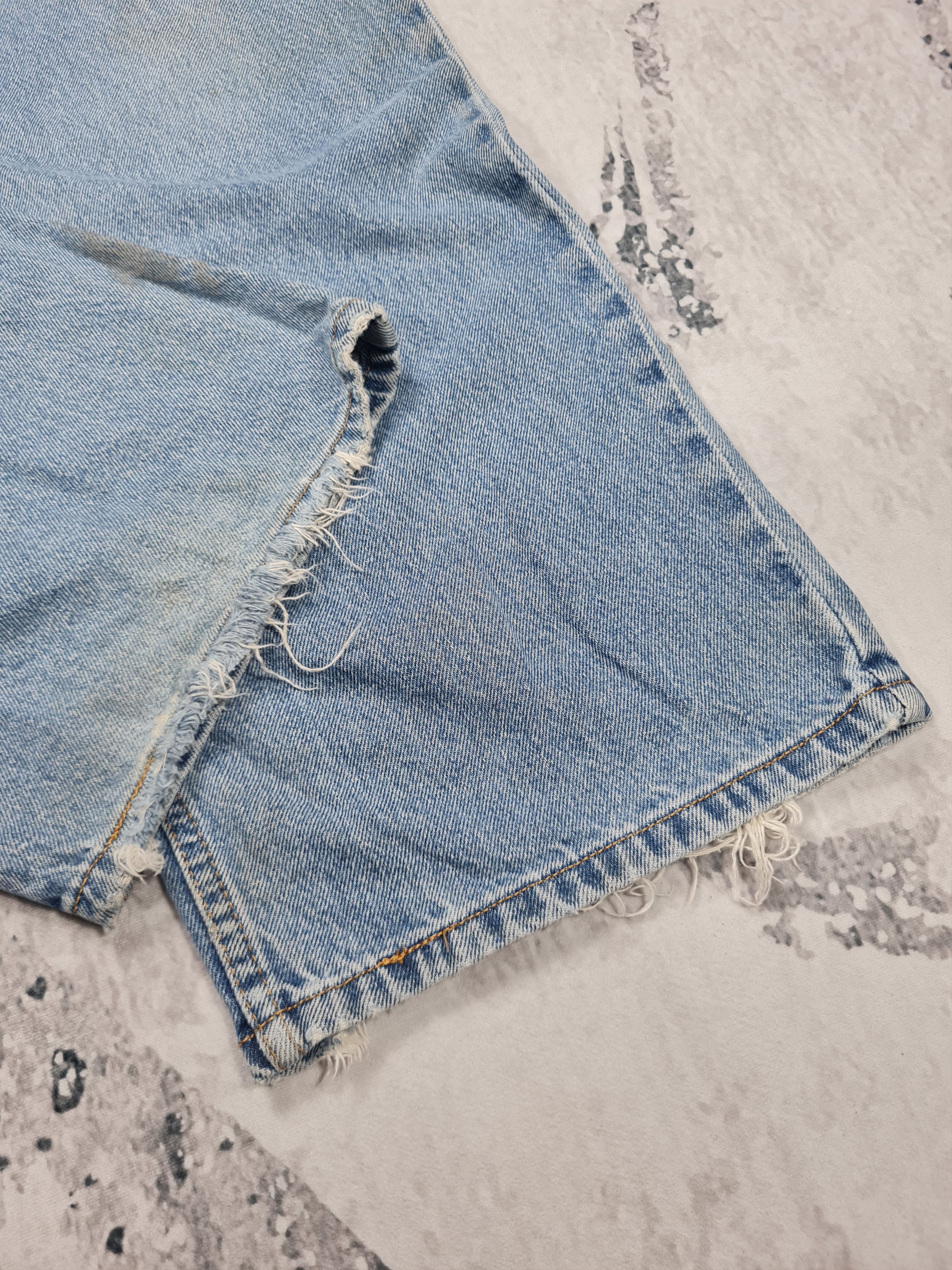 Levi's Vintage LEVIS 559 Light Wash Faded Size 42X29.5 Jeans L0204 Size US 42 / EU 58 - 8 Thumbnail