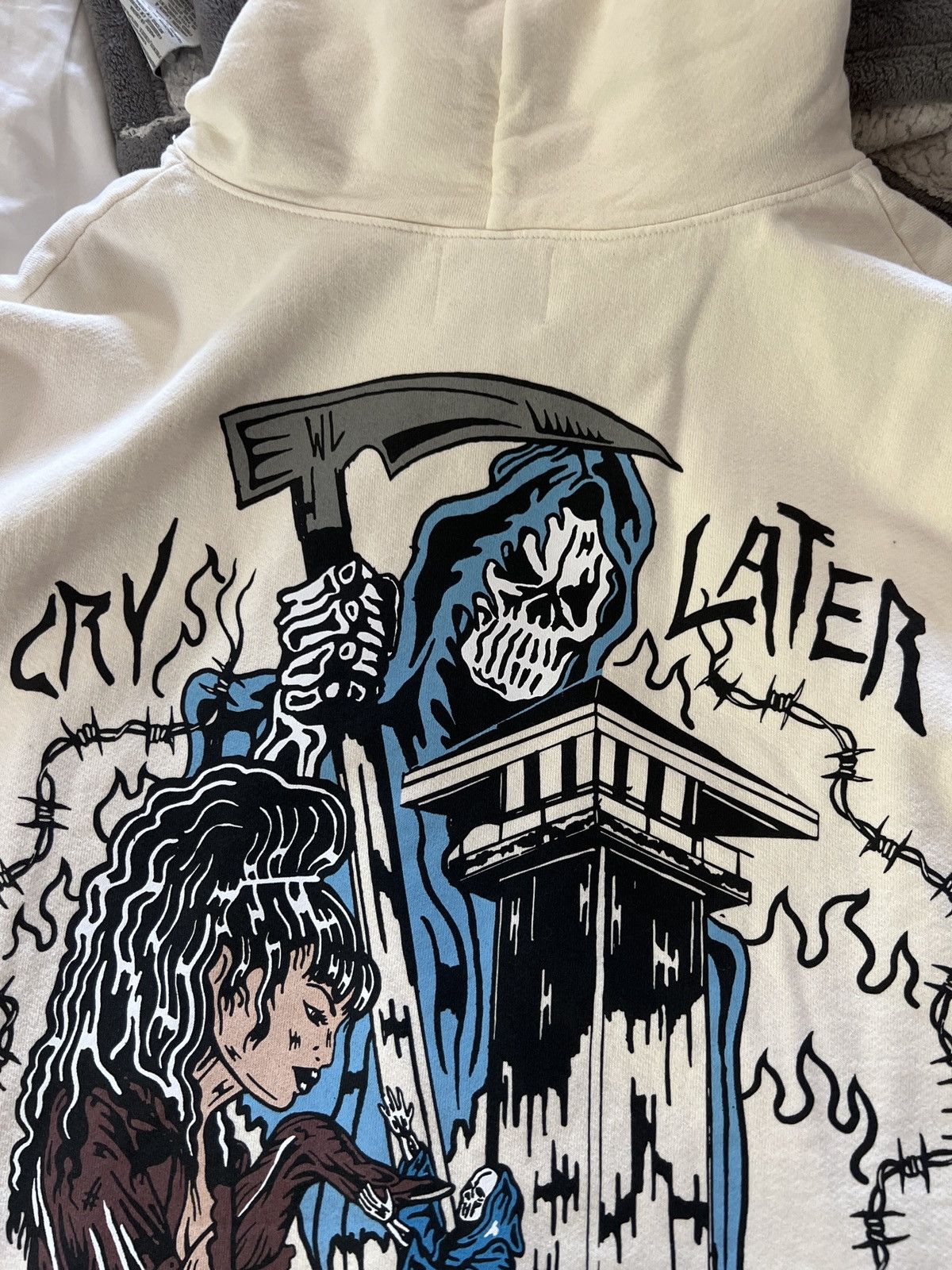 Shops Warren Lotas ‘suffer now cry later’ hoodie