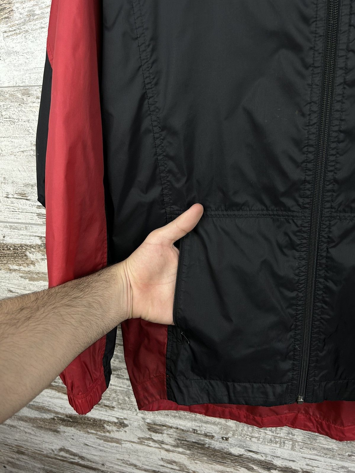 Nike Mens Vintage Nike Light Jacket 90s swoosh Olympic rare y2k Size US S / EU 44-46 / 1 - 9 Thumbnail