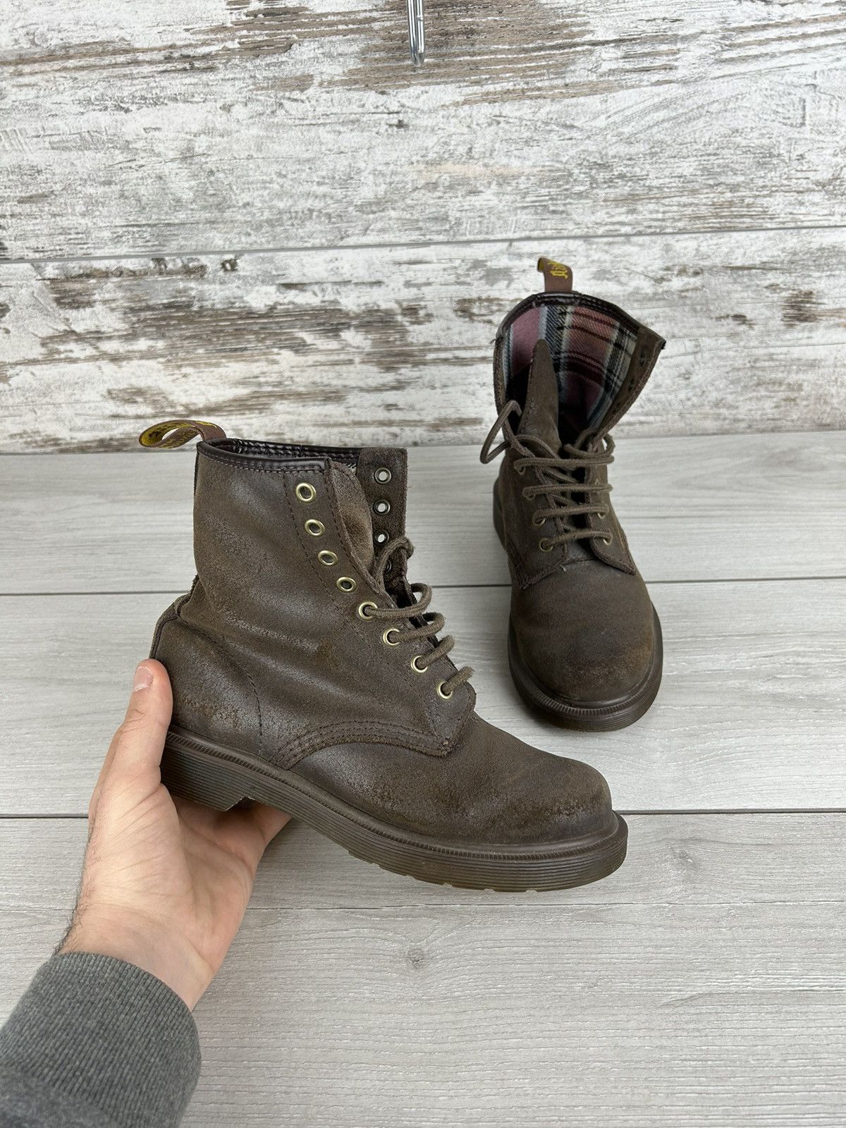 Dr. Martens × Vintage Women’s Vintage Dr.Martens leather boots sneakers y2k rare Size US 7 / IT 37 - 1 Thumbnail