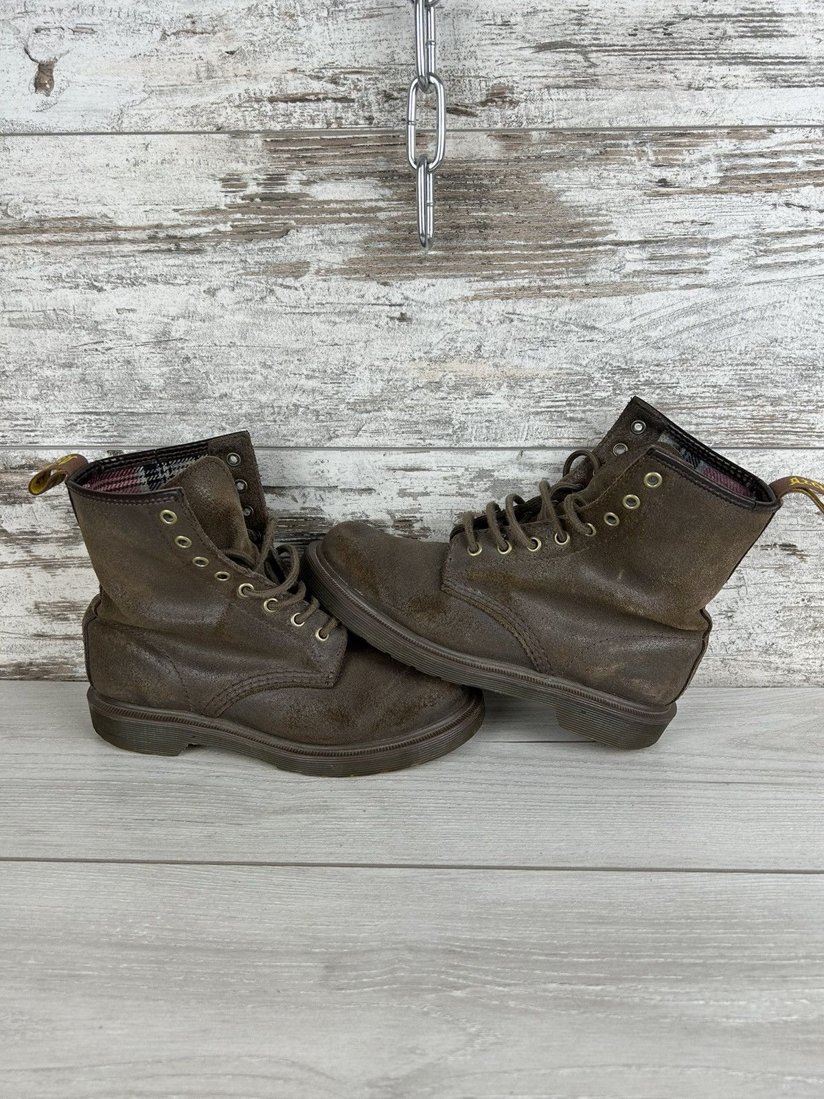 Dr. Martens × Vintage Women’s Vintage Dr.Martens leather boots sneakers y2k rare Size US 7 / IT 37 - 2 Thumbnail