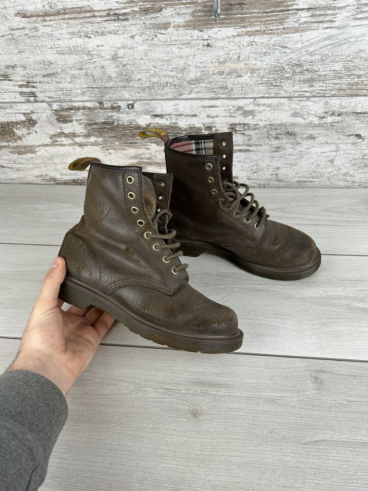 Dr. Martens × Vintage Women’s Vintage Dr.Martens leather boots sneakers y2k rare Size US 7 / IT 37 - 13 Thumbnail