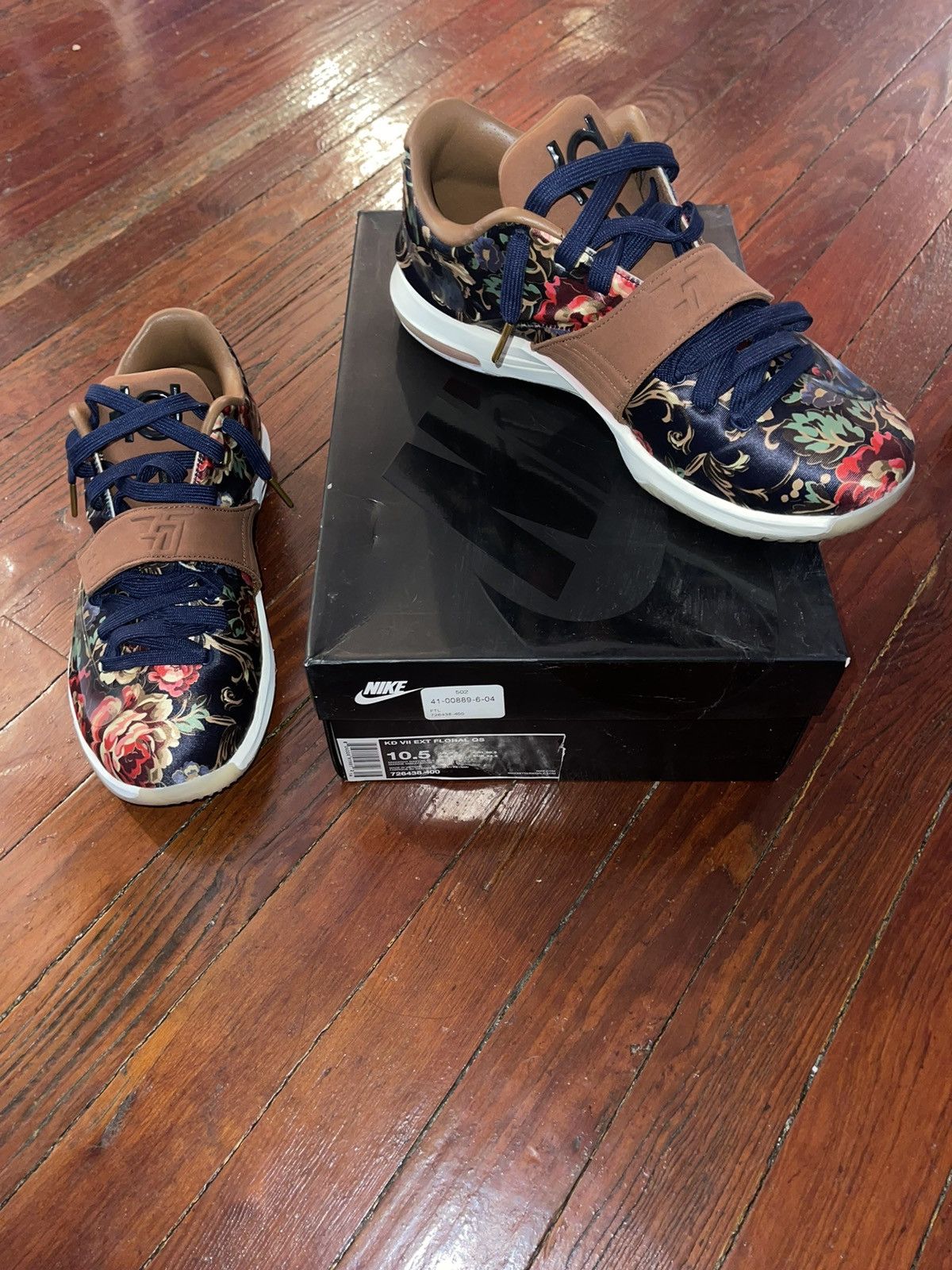 Nike Nike KD 7 EXT ‘Floral’ Size US 10.5 / EU 43-44 - 2 Thumbnail