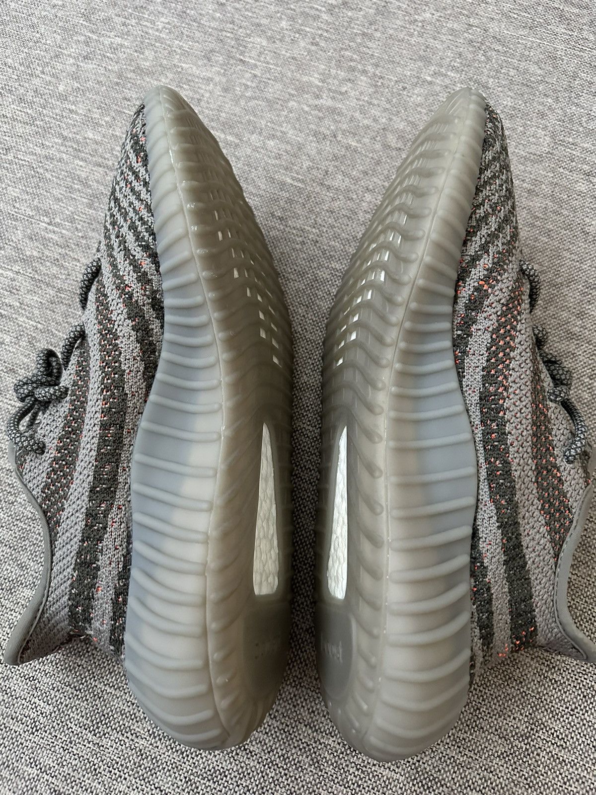 Adidas × Kanye West adidas Yeezy Boost 350 v2 Beluga Reflective Size US 11 / EU 44 - 8 Thumbnail