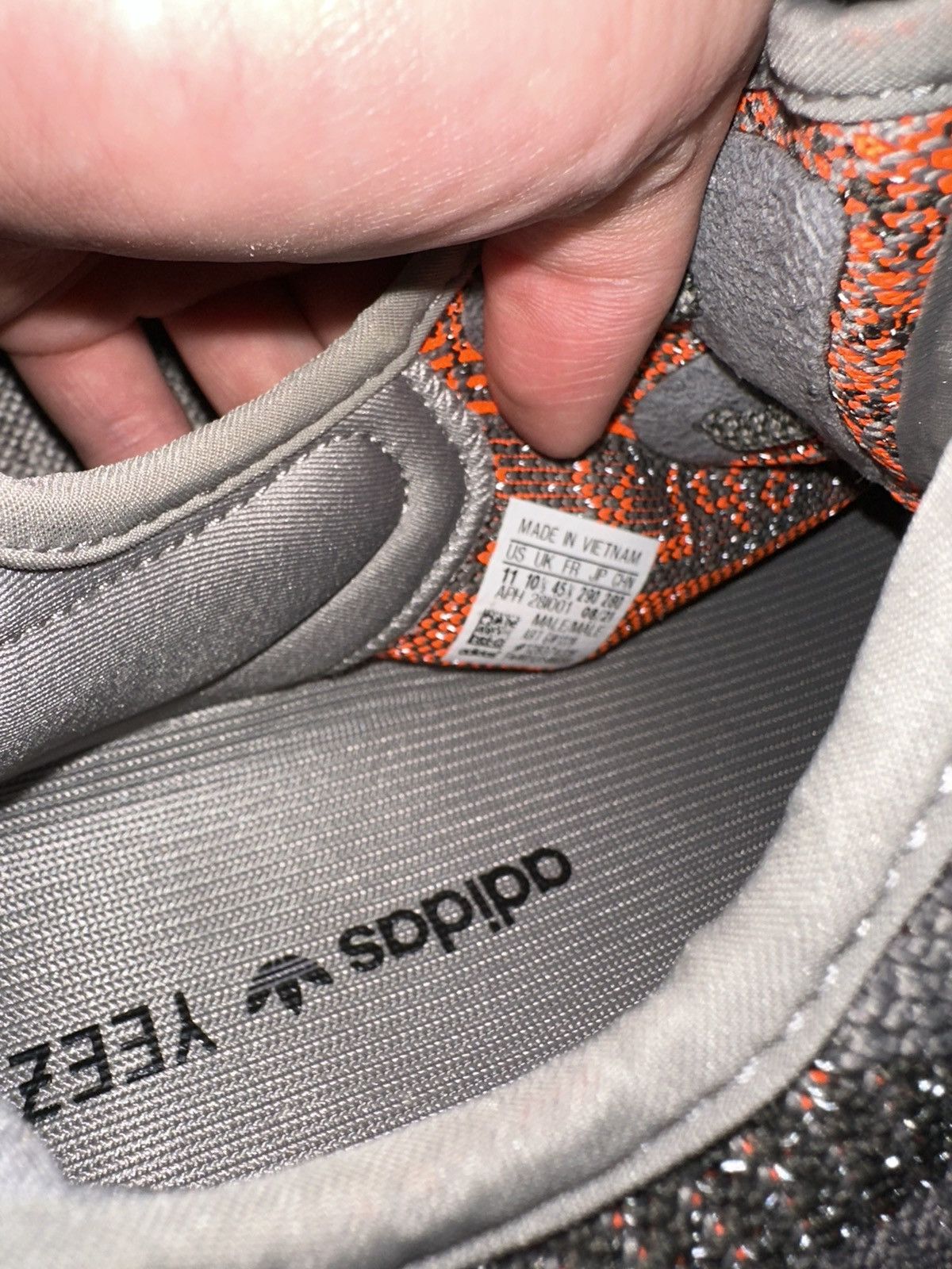 Adidas × Kanye West adidas Yeezy Boost 350 v2 Beluga Reflective Size US 11 / EU 44 - 15 Thumbnail