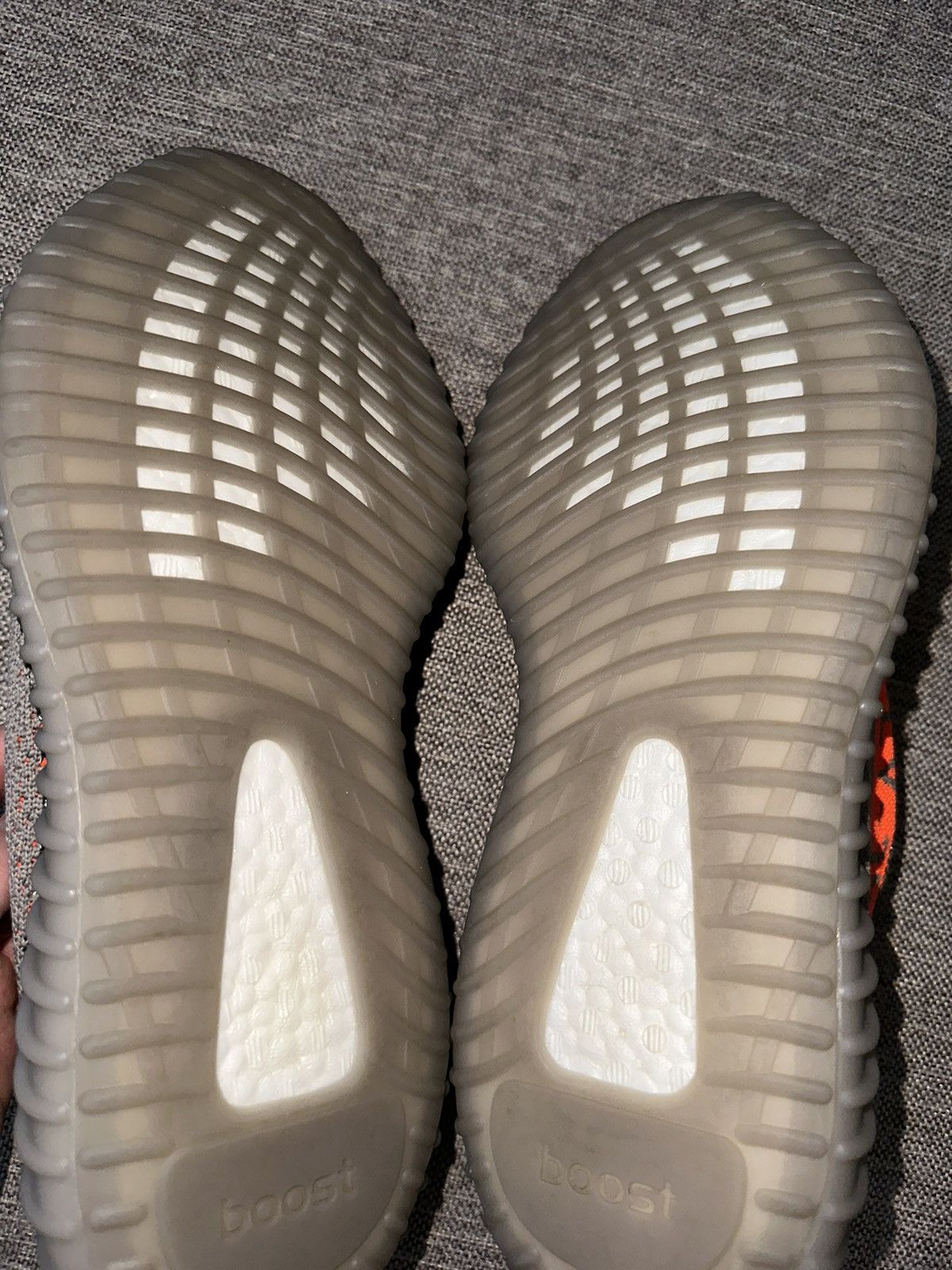 Adidas × Kanye West adidas Yeezy Boost 350 v2 Beluga Reflective Size US 11 / EU 44 - 13 Thumbnail
