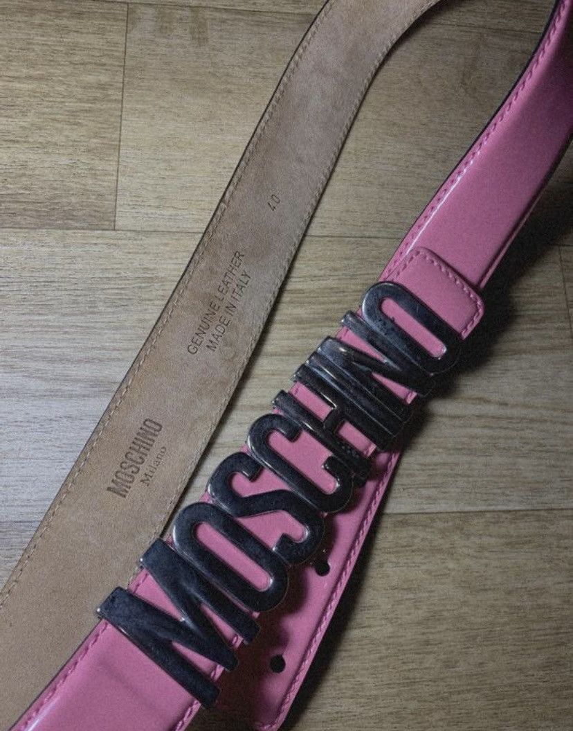 Moschino Vintage Moschino pink leather metal logo belt y2k Japanese Size ONE SIZE - 1 Thumbnail