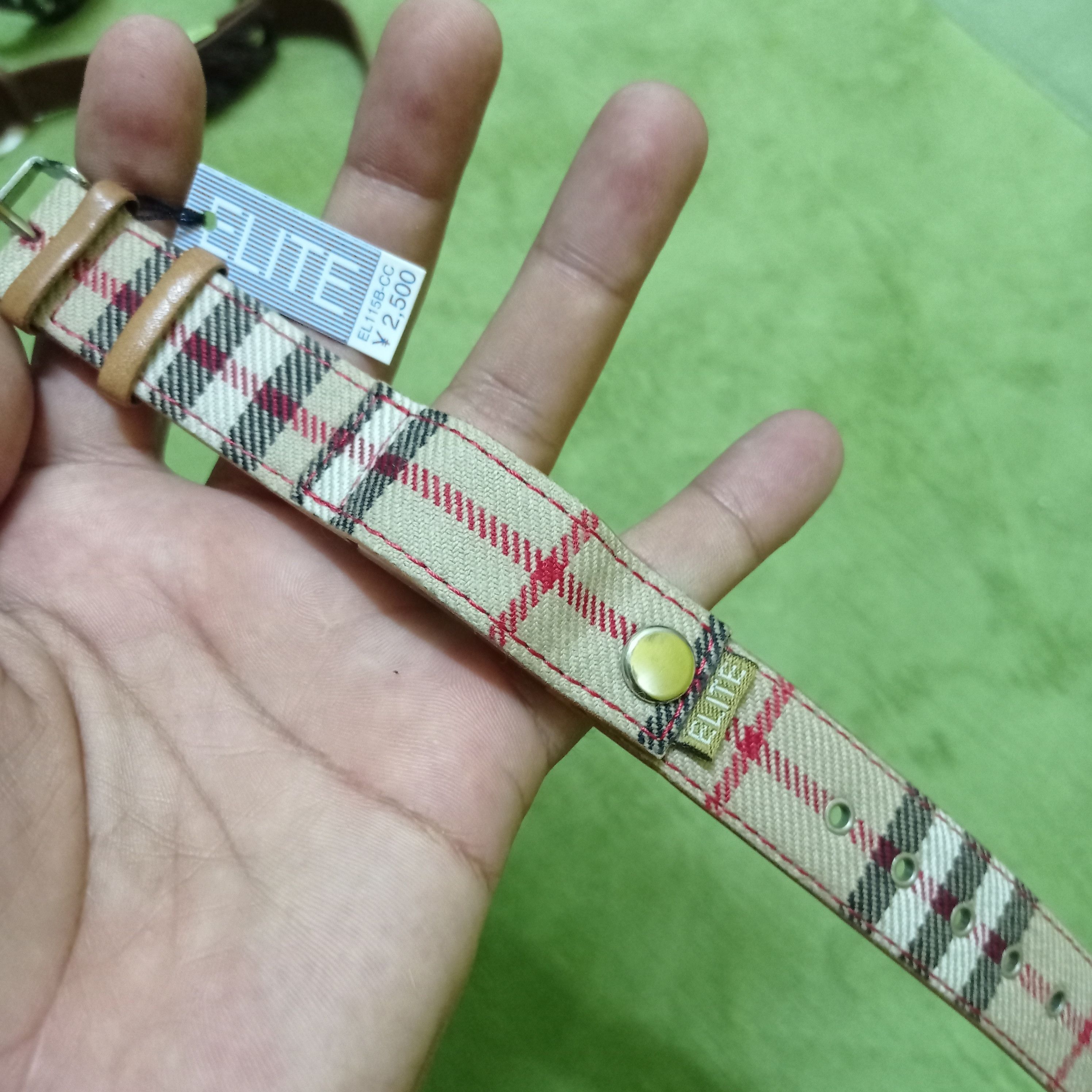 Other Special 💥Rare WATCH Custom Burberry Style. Buy in Japan. Size ONE SIZE - 10 Thumbnail