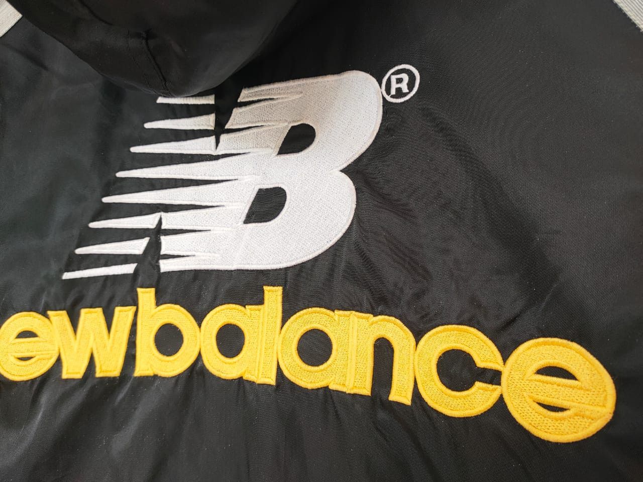 New Balance Vintage New Balance Windbreaker Size US S / EU 44-46 / 1 - 8 Thumbnail
