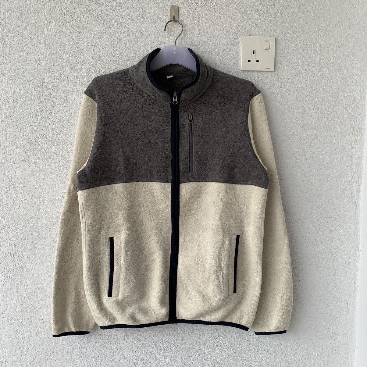 Japanese Brand × Uniqlo UNIQLO fleece turtleneck full-zip jacket Size US M / EU 48-50 / 2 - 1 Thumbnail