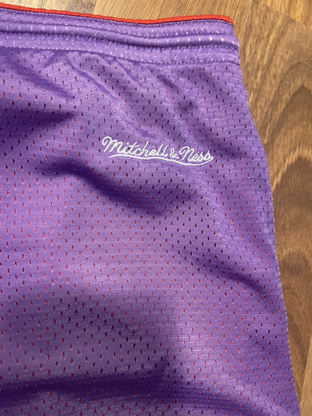 Mitchell & Ness Mitchell & Ness Toronto Raptors Reversible Basketball Shorts Size US 34 / EU 50 - 6 Thumbnail