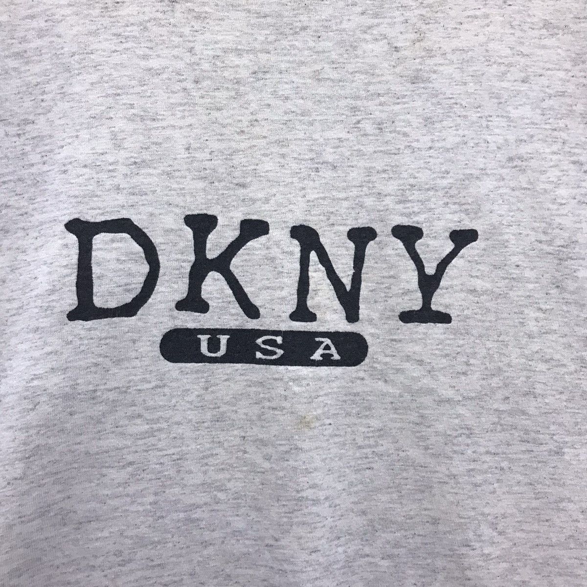 Rare!! DKNY Donna Karan New York USA T-SHIRT