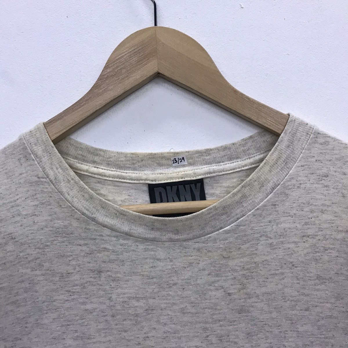 Rare!! DKNY Donna Karan New York USA T-SHIRT