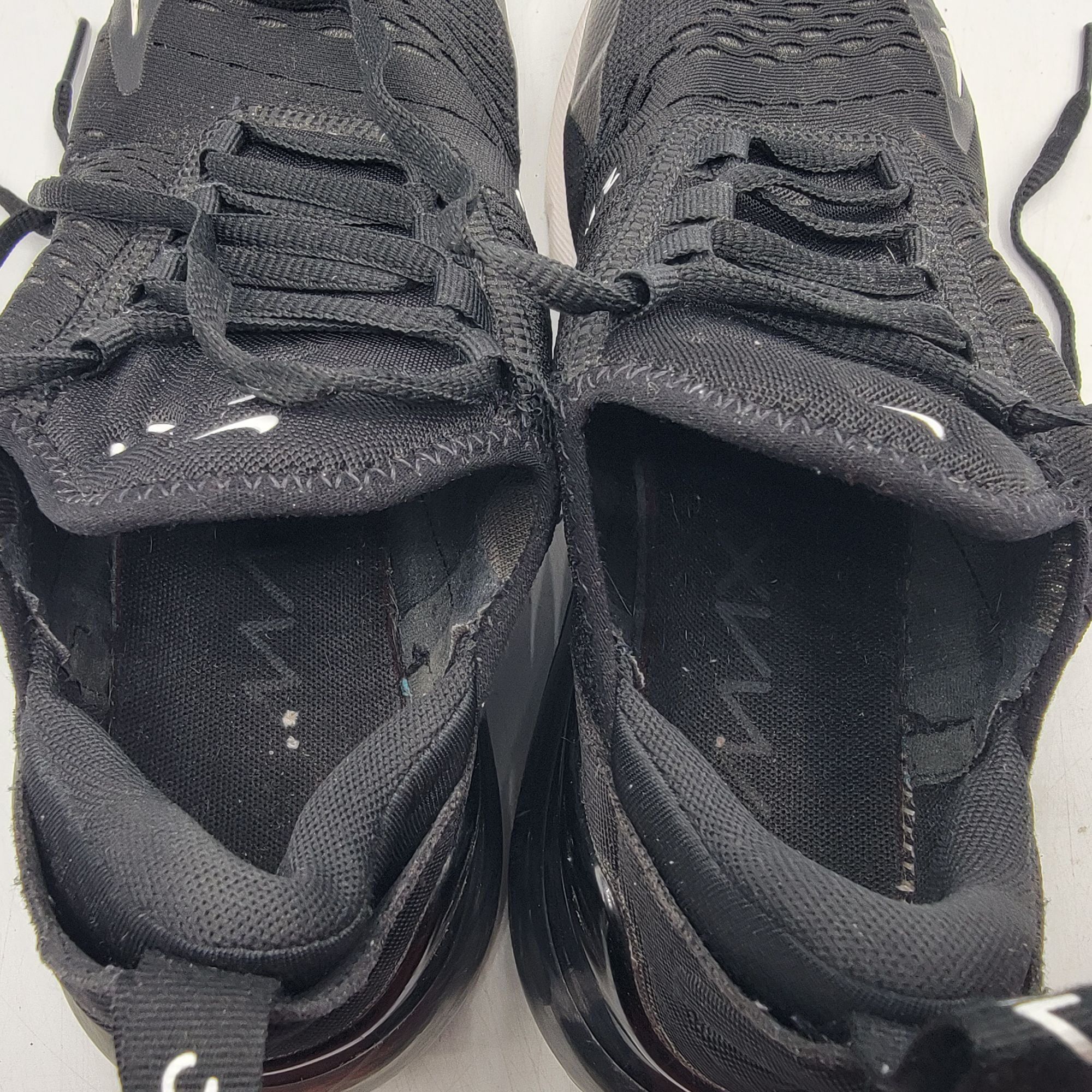 Nike Air Max 270 Womens Size 9.5 Black Anthracite Running Sh
