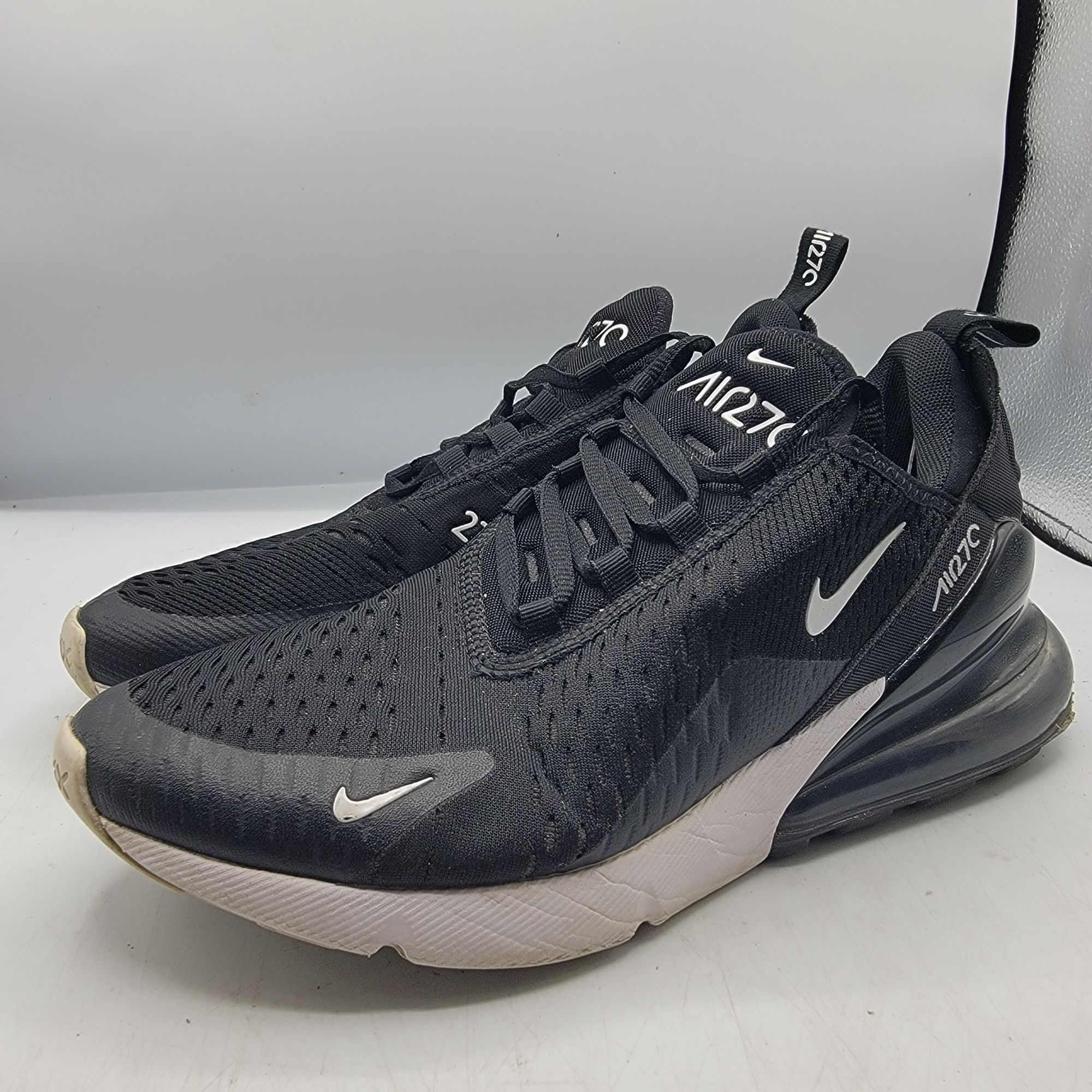 Nike Air Max 270 Womens Size 9.5 Black Anthracite Running Sh