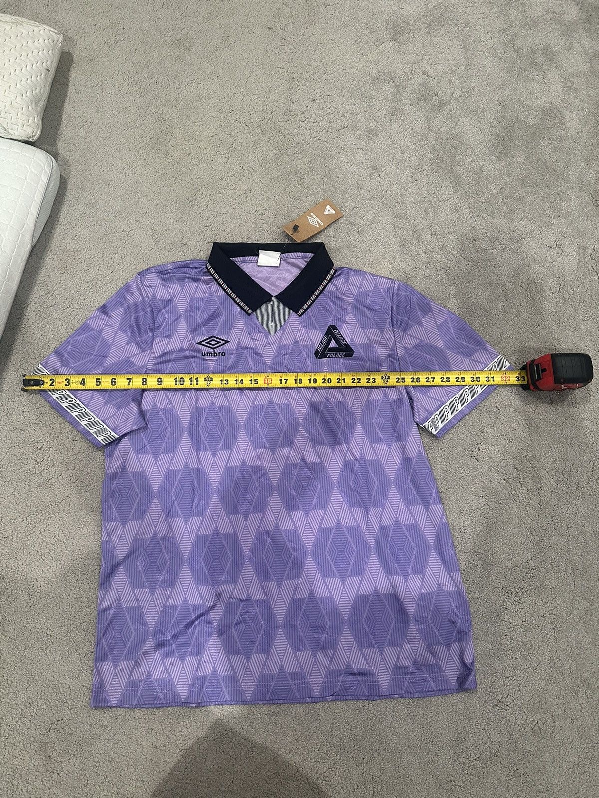 Palace × Umbro Palace X Umbro Classic Jersey Dahlia Purple - FW22 Size US L / EU 52-54 / 3 - 7 Thumbnail