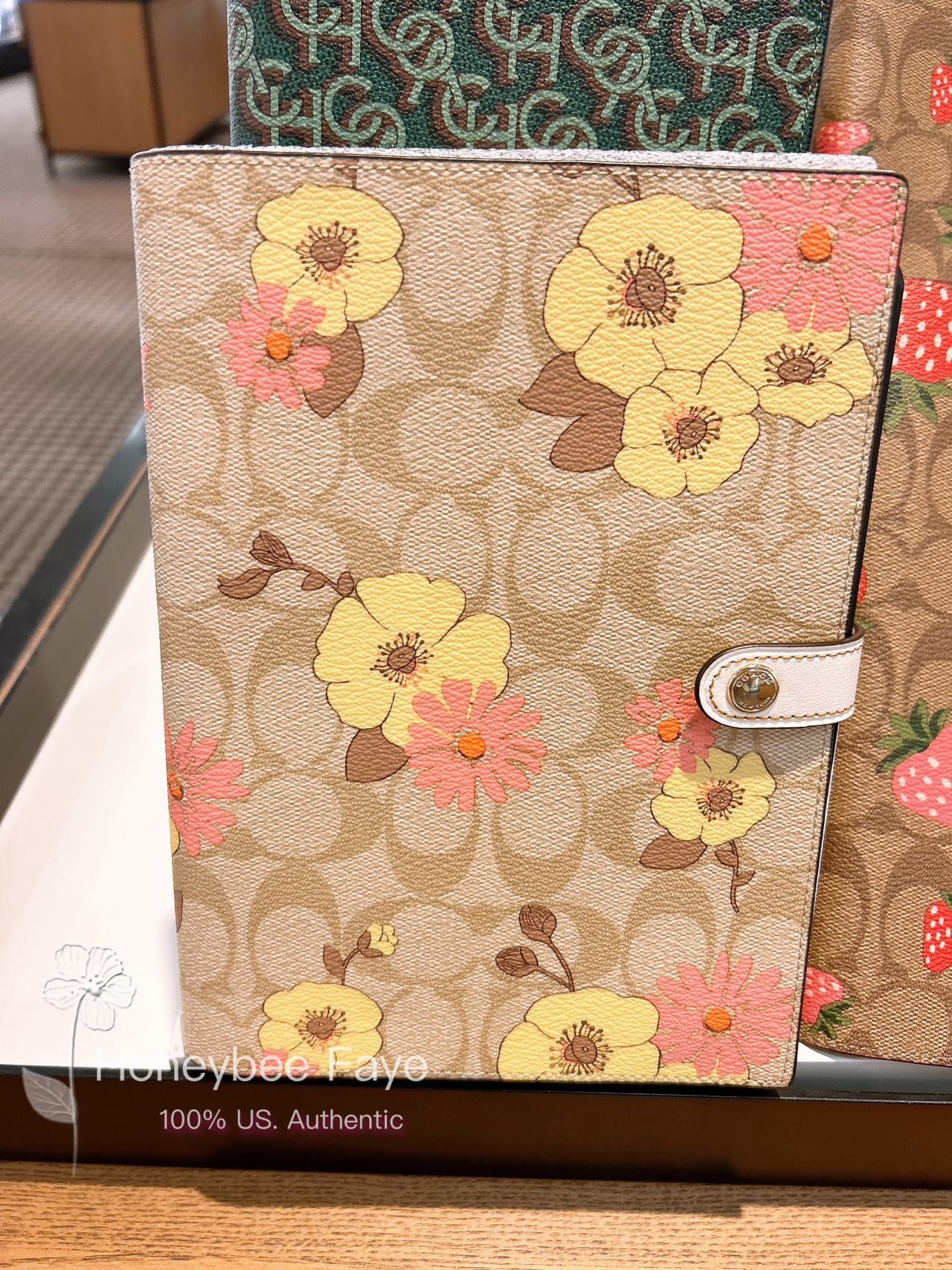 Coach signature deals canvas notebook