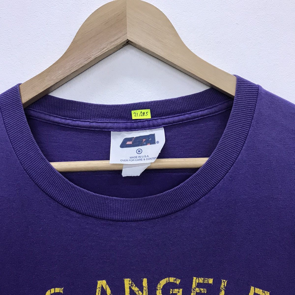 Rare!! LA Lakers Basketball tee