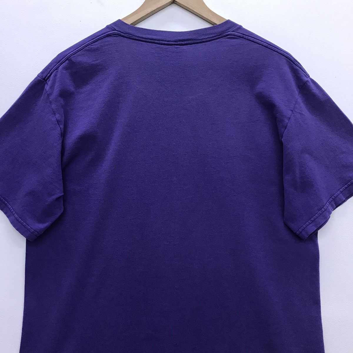 Rare!! LA Lakers Basketball tee
