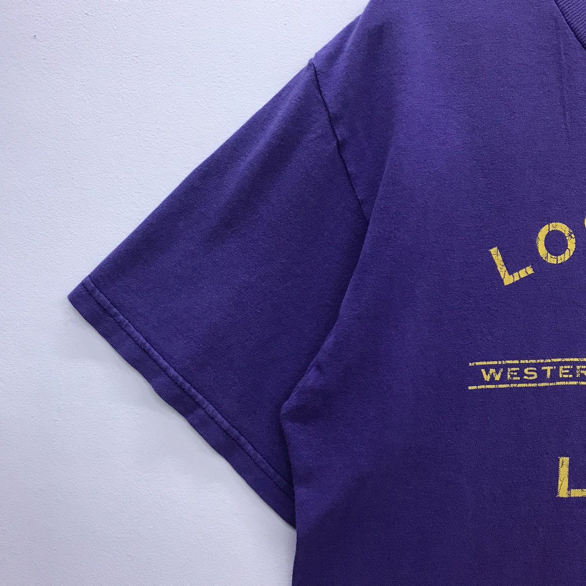 Rare!! LA Lakers Basketball tee
