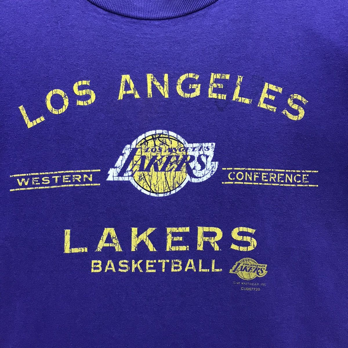 Rare!! LA Lakers Basketball tee