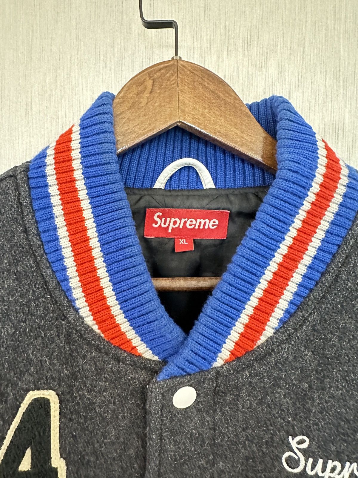 Supreme Supreme 09 F/W Tiger Varsity Jacket Travis Scott Size US XL / EU 56 / 4 - 9 Thumbnail