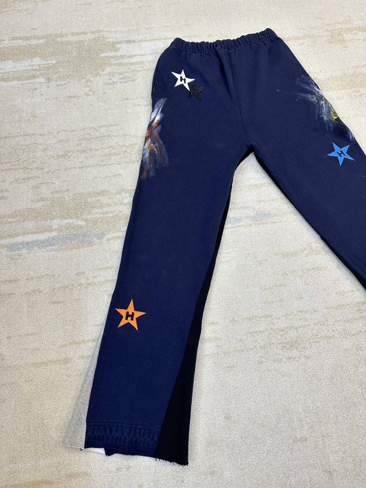 Japanese Brand HUMBLE La Flare Sweatpants With Star Patches Size US 30 / EU 46 - 8 Thumbnail