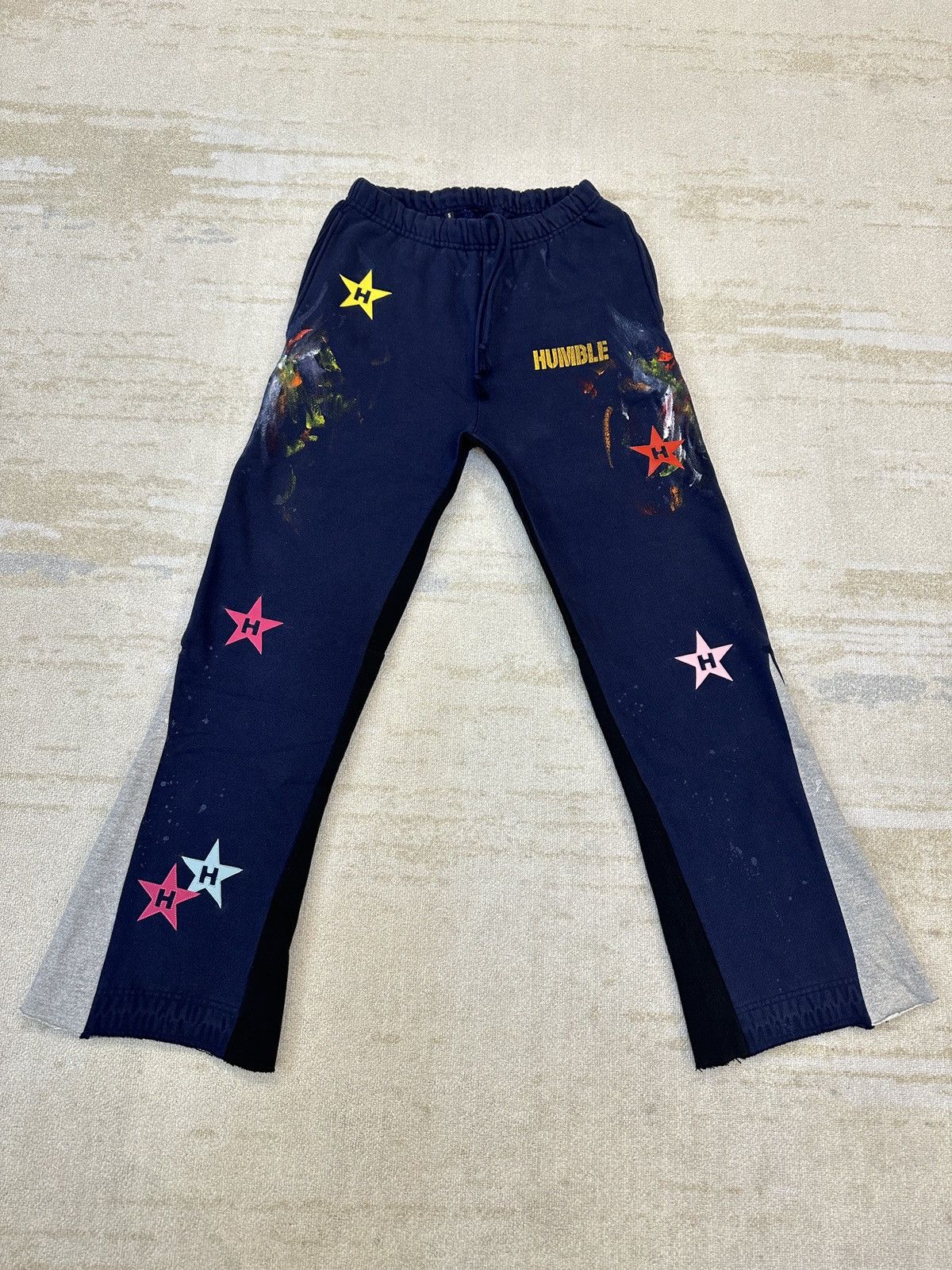 Japanese Brand HUMBLE La Flare Sweatpants With Star Patches Size US 30 / EU 46 - 1 Thumbnail