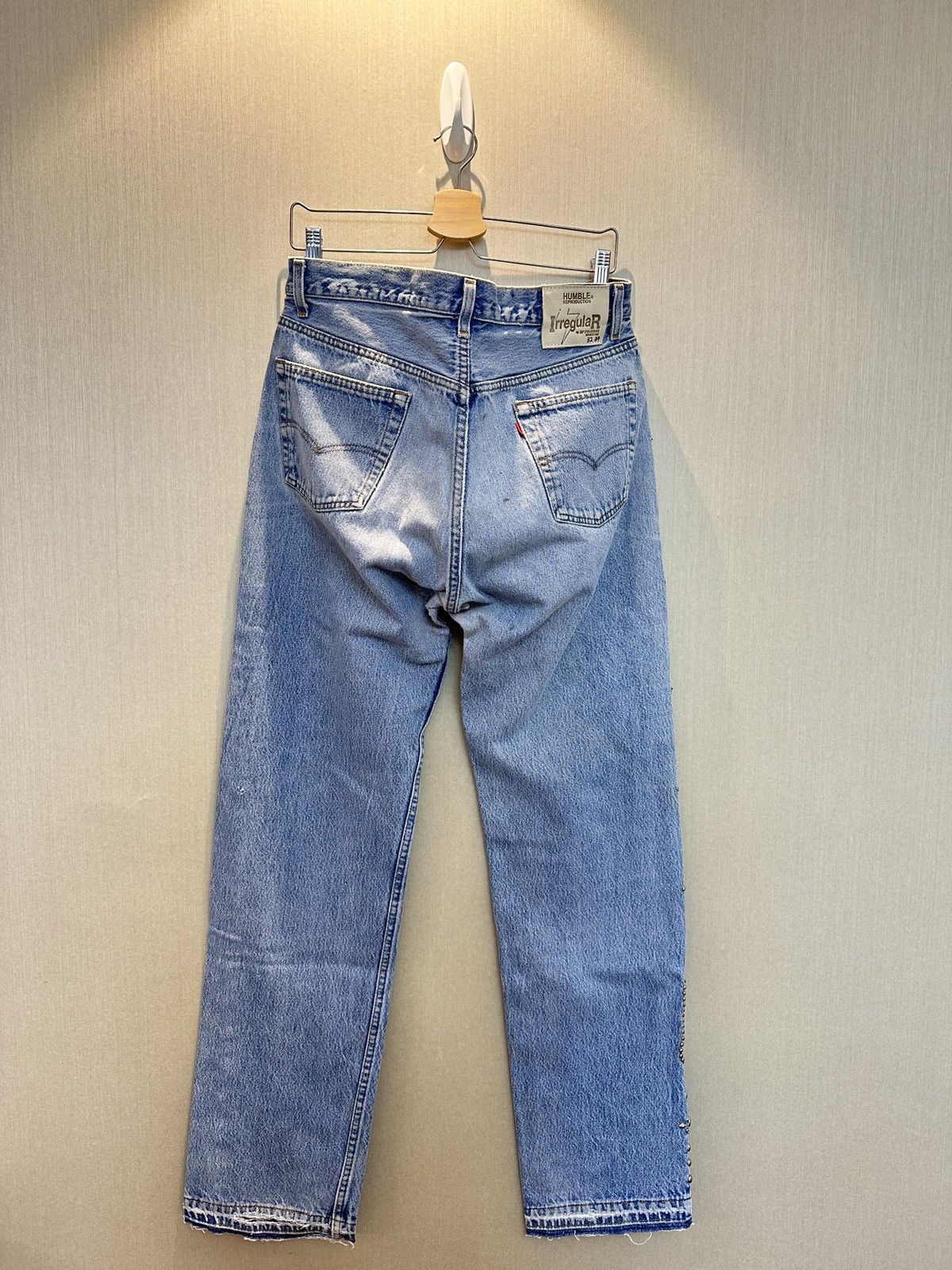 Hollywood Trading Company HTC IrregulaR HUMBLE Gemstone Studded Vintage Levi’s Jeans Size US 32 / EU 48 - 6 Thumbnail