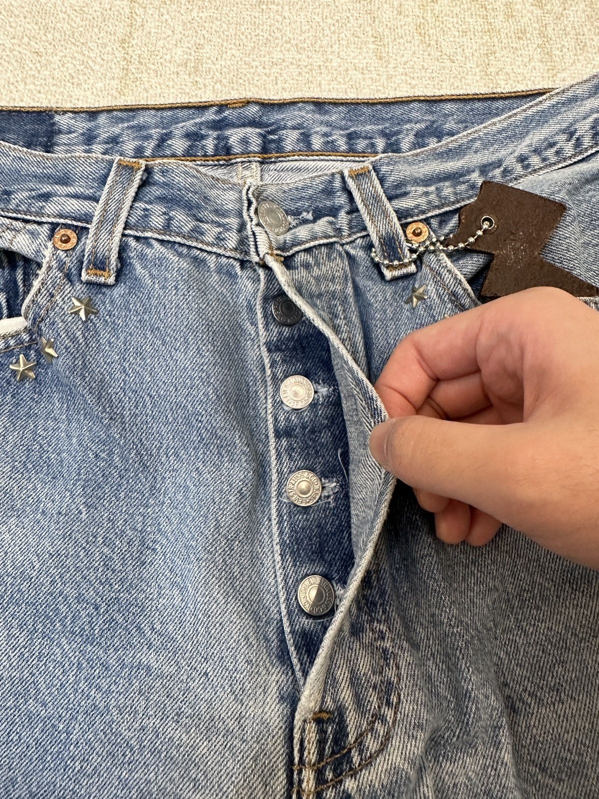 Hollywood Trading Company HTC IrregulaR HUMBLE Gemstone Studded Vintage Levi’s Jeans Size US 30 / EU 46 - 8 Thumbnail