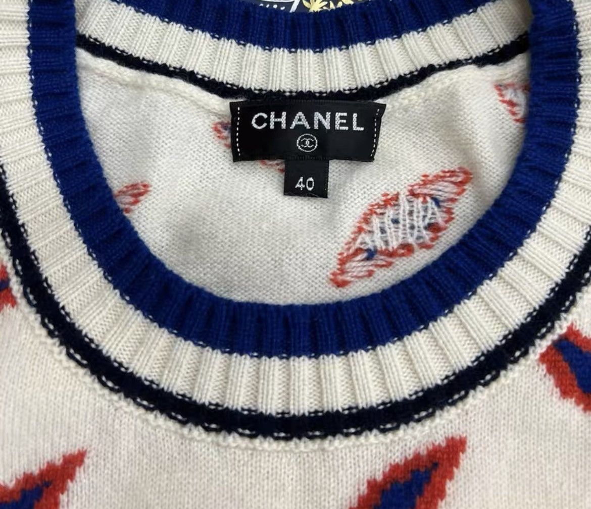 Cashmere sweater