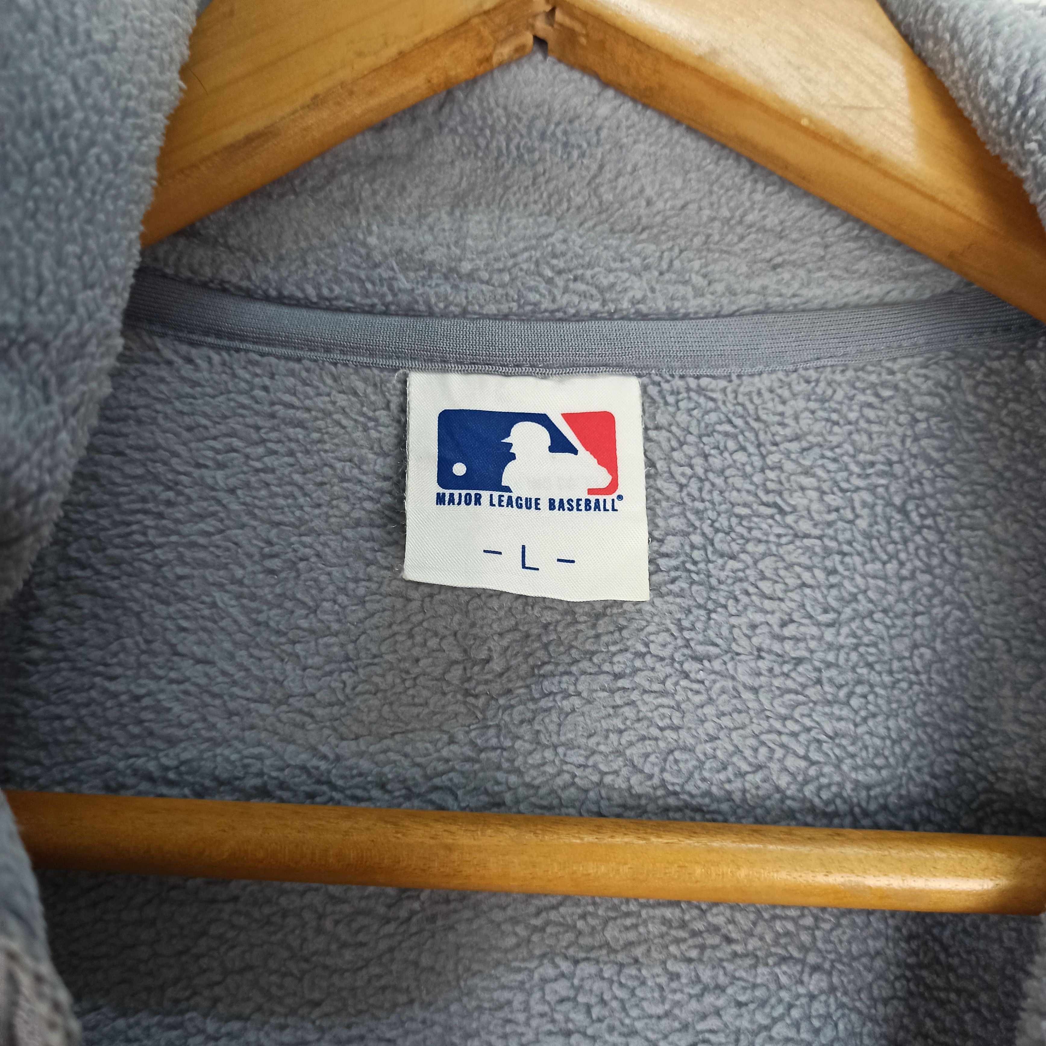 MLB 🔥Rare🔥 MLB Seattle Mariners Fleece jacket Size US L / EU 52-54 / 3 - 6 Thumbnail