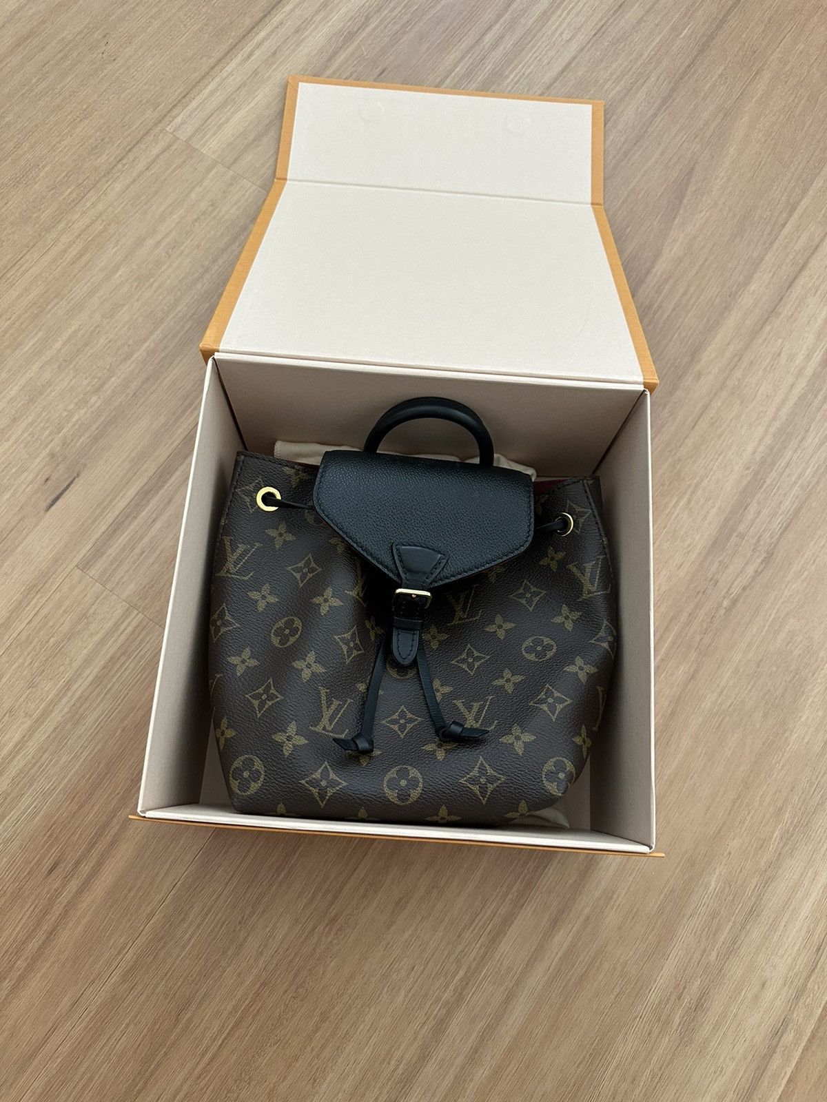 Louis Vuitton Monogram Montsouris BB Backpack Size ONE SIZE - 16 Thumbnail