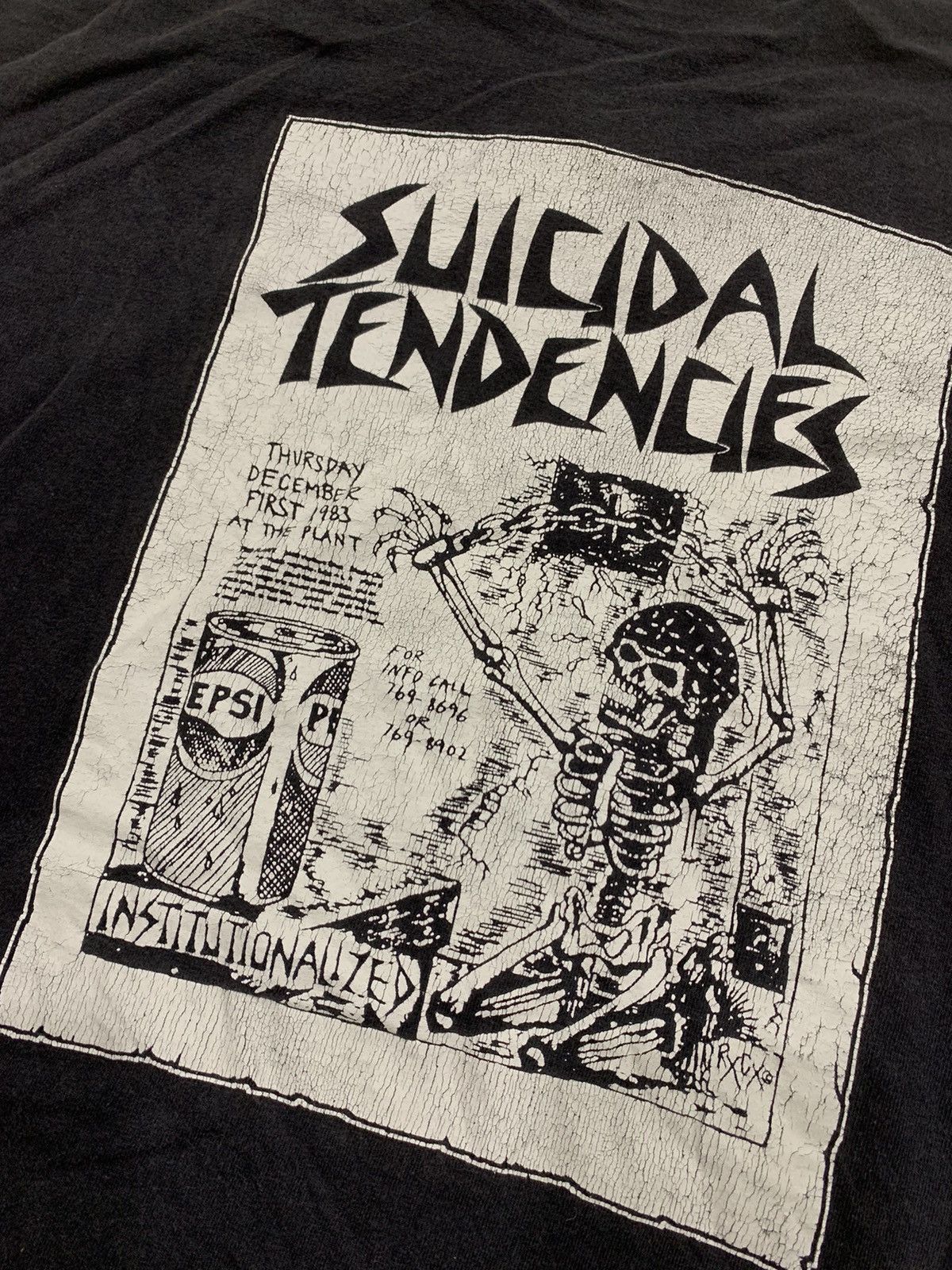 Band Tees VINTAGE 1990s SUICIDAL TENDENCIES INSTITUTIONALIZED SHIRT Size US L / EU 52-54 / 3 - 6 Thumbnail