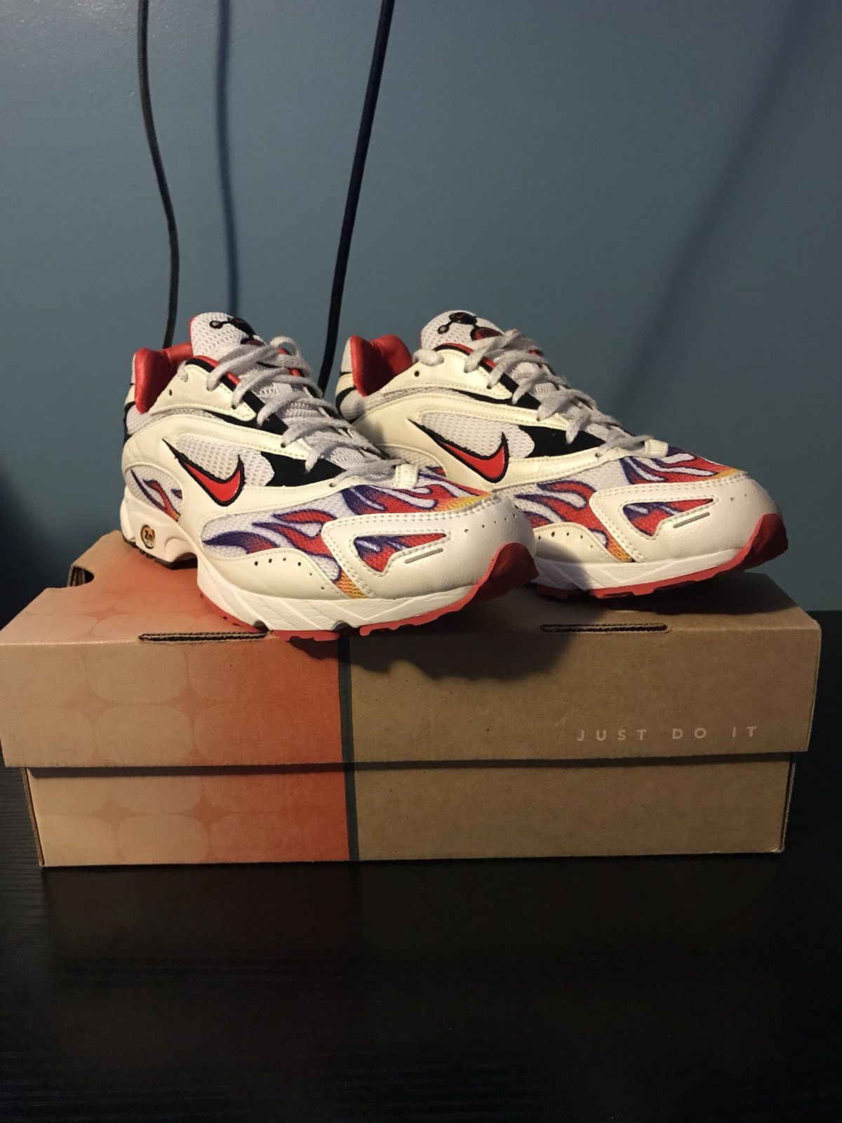 Nike Vintage VTG 2003 Nike Air Streak Spectrum Plus Size US 8 / EU 41 - 2 Preview