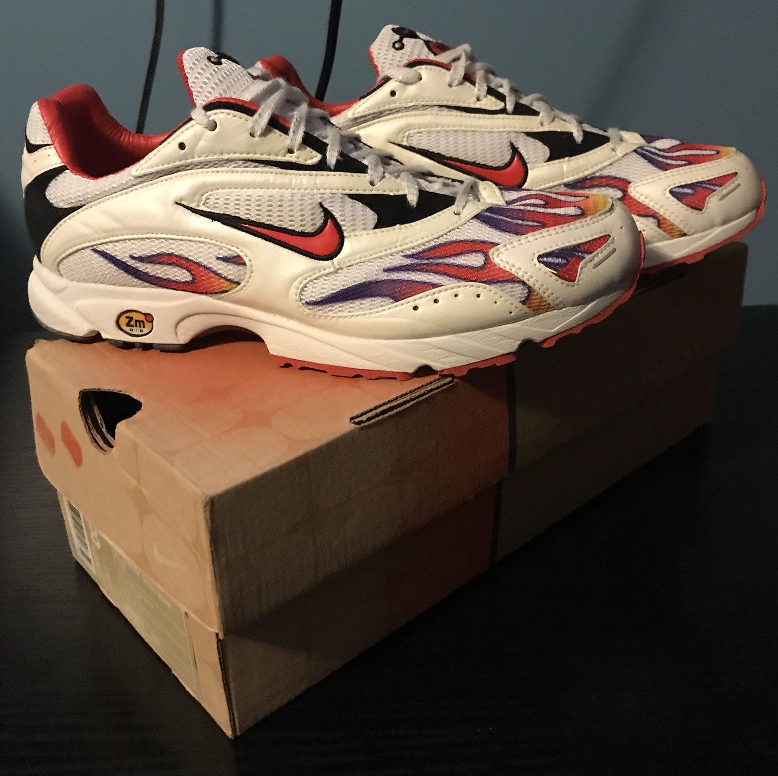 Nike Vintage VTG 2003 Nike Air Streak Spectrum Plus Size US 8 / EU 41 - 3 Thumbnail