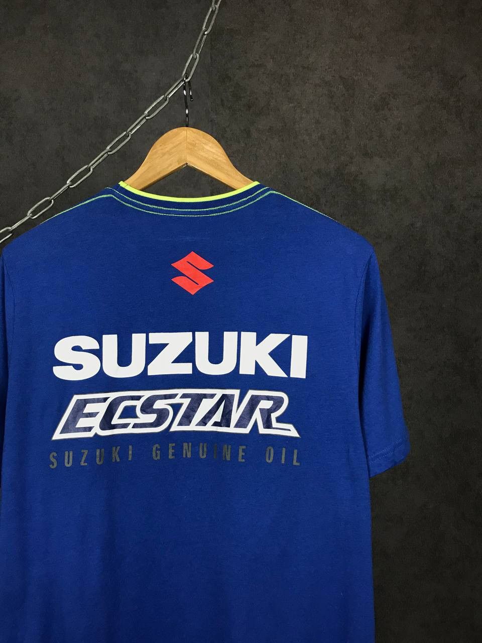 Vintage Suzuki vintage racing moto overprinted tee Size US L / EU 52-54 / 3 - 6 Thumbnail