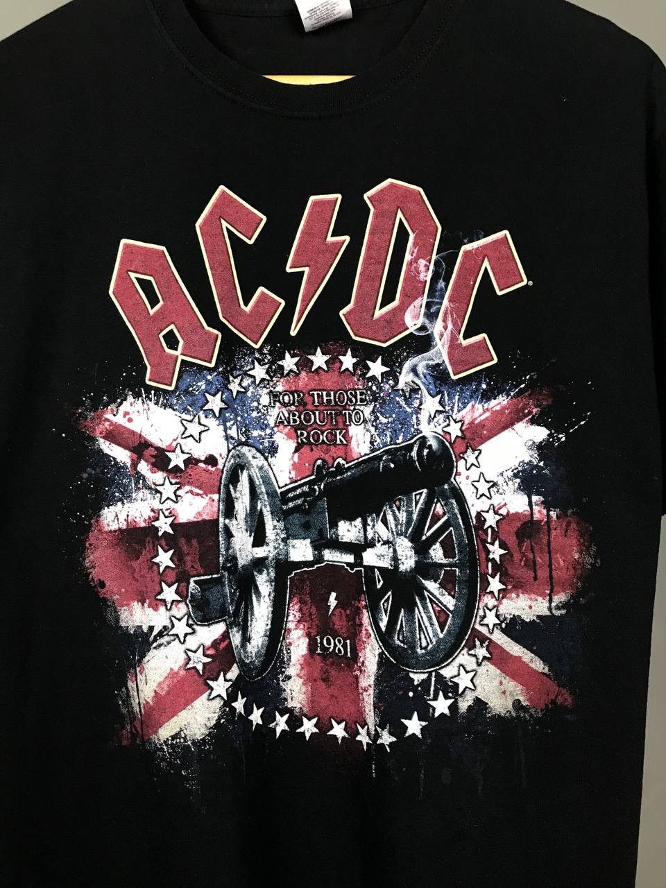 AC/DC × Band Tees AC/DC vintage rock band overprinted tour tee Size US M / EU 48-50 / 2 - 3 Thumbnail