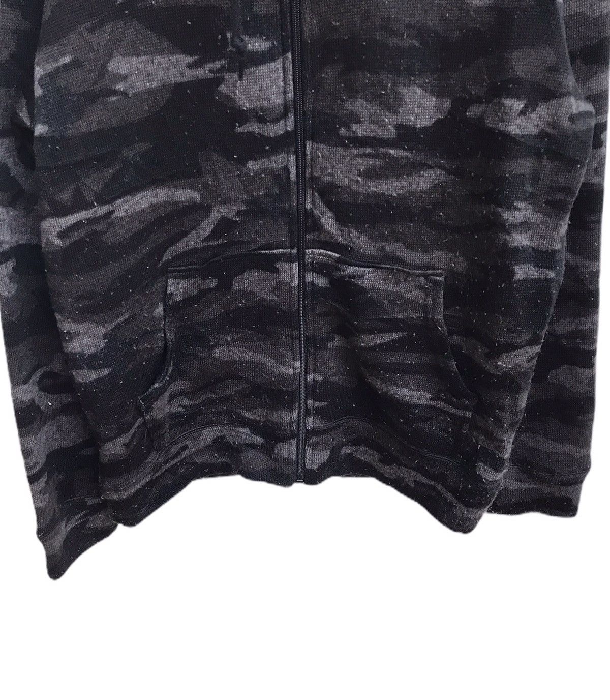 Japanese Brand 🔥Creation Cube Camo Zipper Sweatshirt With Hoodies Size US M / EU 48-50 / 2 - 3 Thumbnail