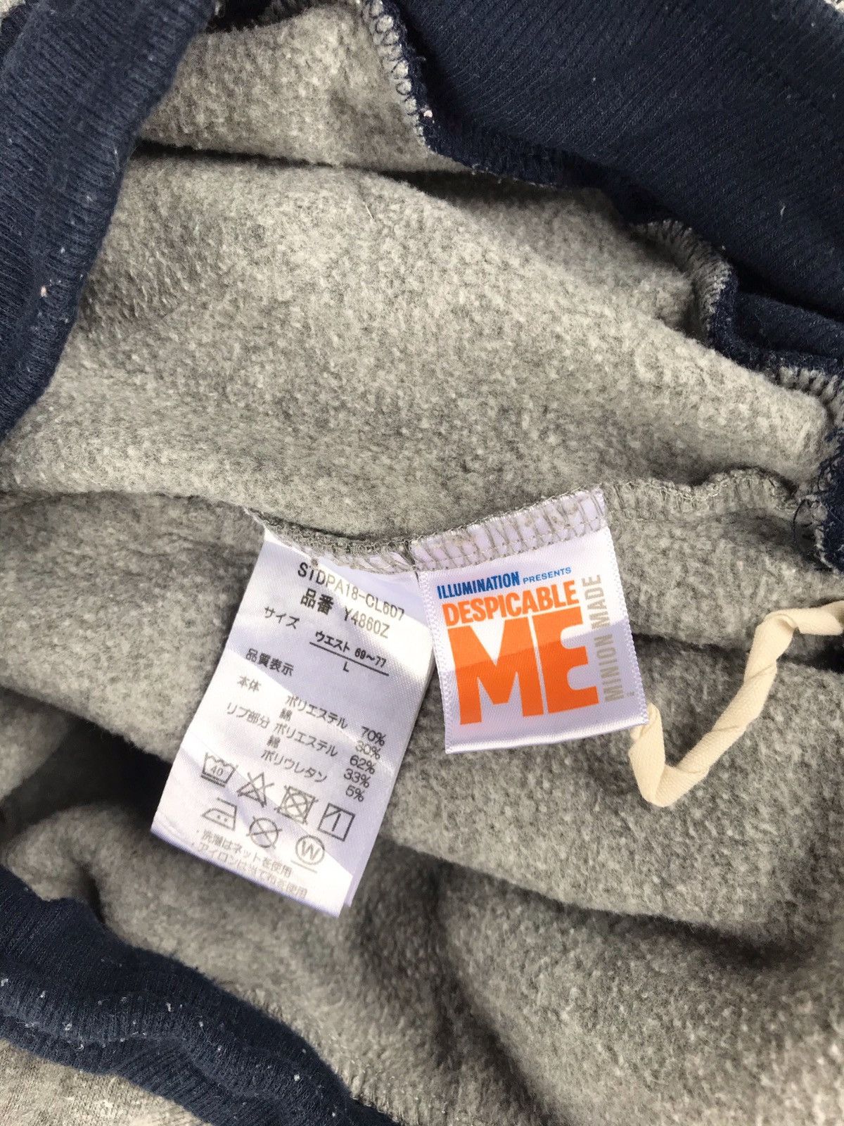 Japanese Brand 🔥Despicable Me Minion Made Joggerpants Size US 26 / EU 42 - 5 Thumbnail