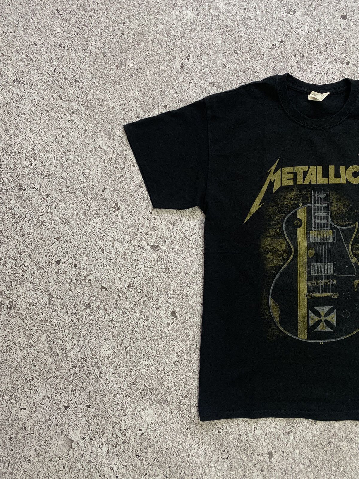 Band Tees × Metallica × Vintage Vintage 2013 Metallica Deatg Magnetic Rock Band Tour T-shirt Size US L / EU 52-54 / 3 - 2 Thumbnail