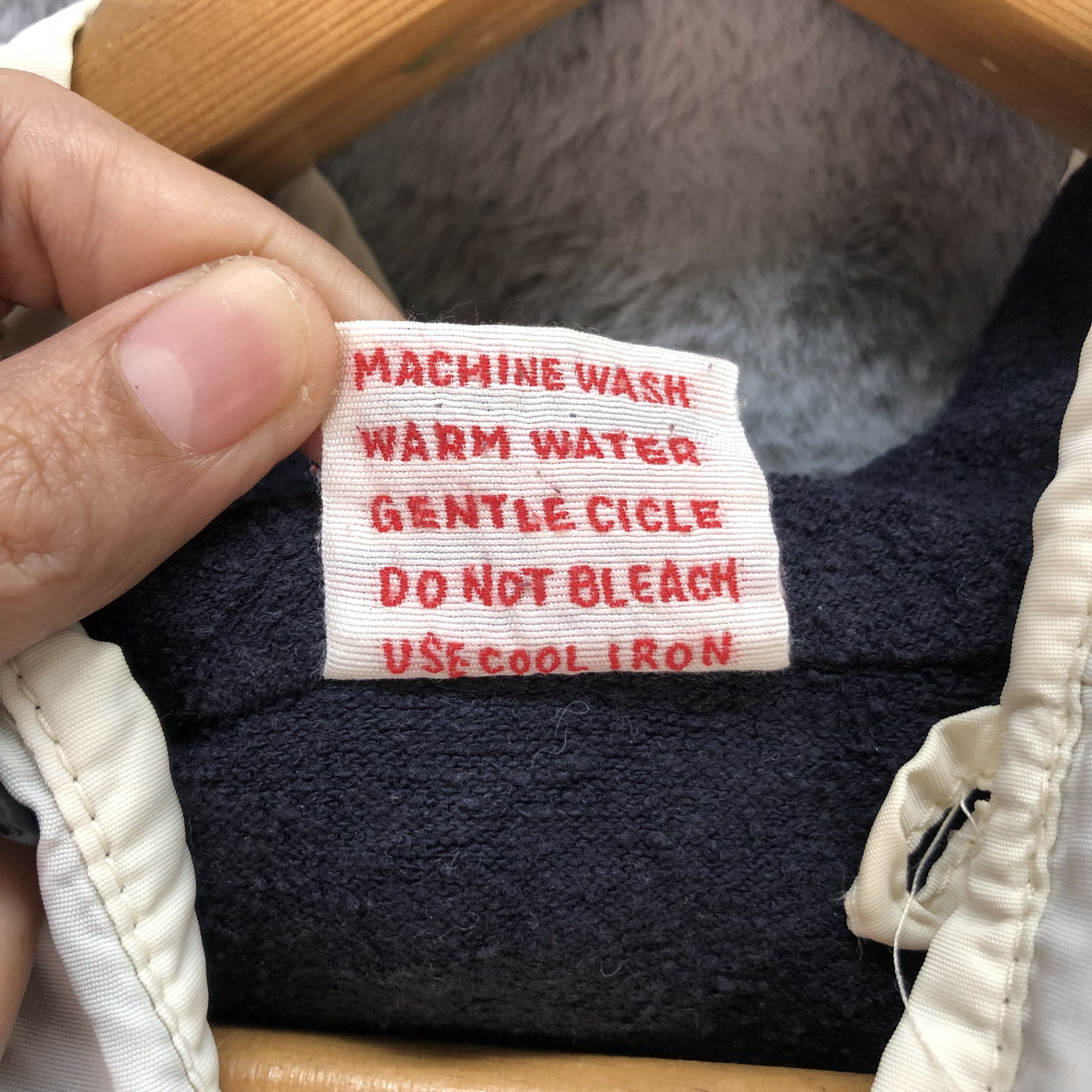 45rpm RARE🔥 45 RPM NMD WHITE HOODIE JACKET #6575-74 Size US L / EU 52-54 / 3 - 11 Thumbnail