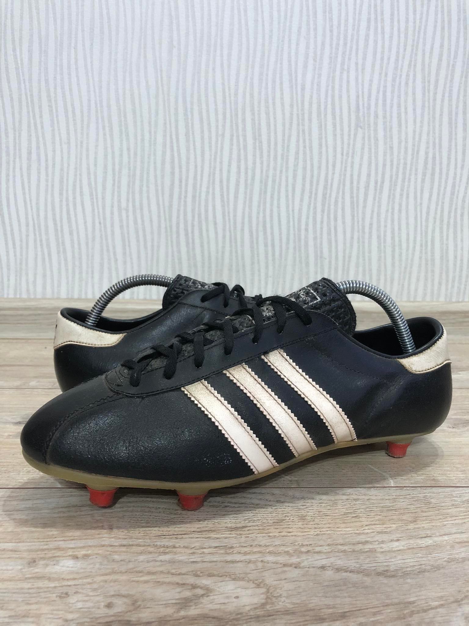 Adidas beckenbauer fashion football boots 1970s