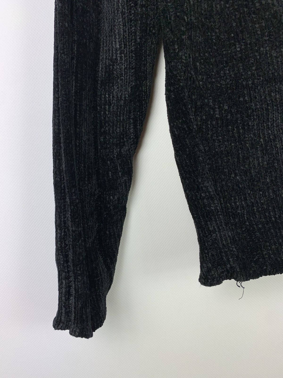Versace × Versace Jeans Couture VJC Versace Jeans vintage velour big logo turtleneck sweater Size L / US 10 / IT 46 - 6 Thumbnail