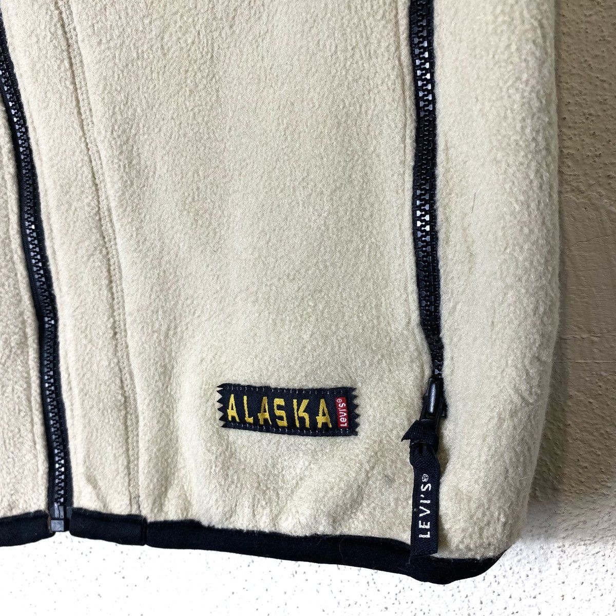 Levi's Vintage Levi's ALASKA winter Sweater Fleece Zipper Up Size US M / EU 48-50 / 2 - 3 Thumbnail