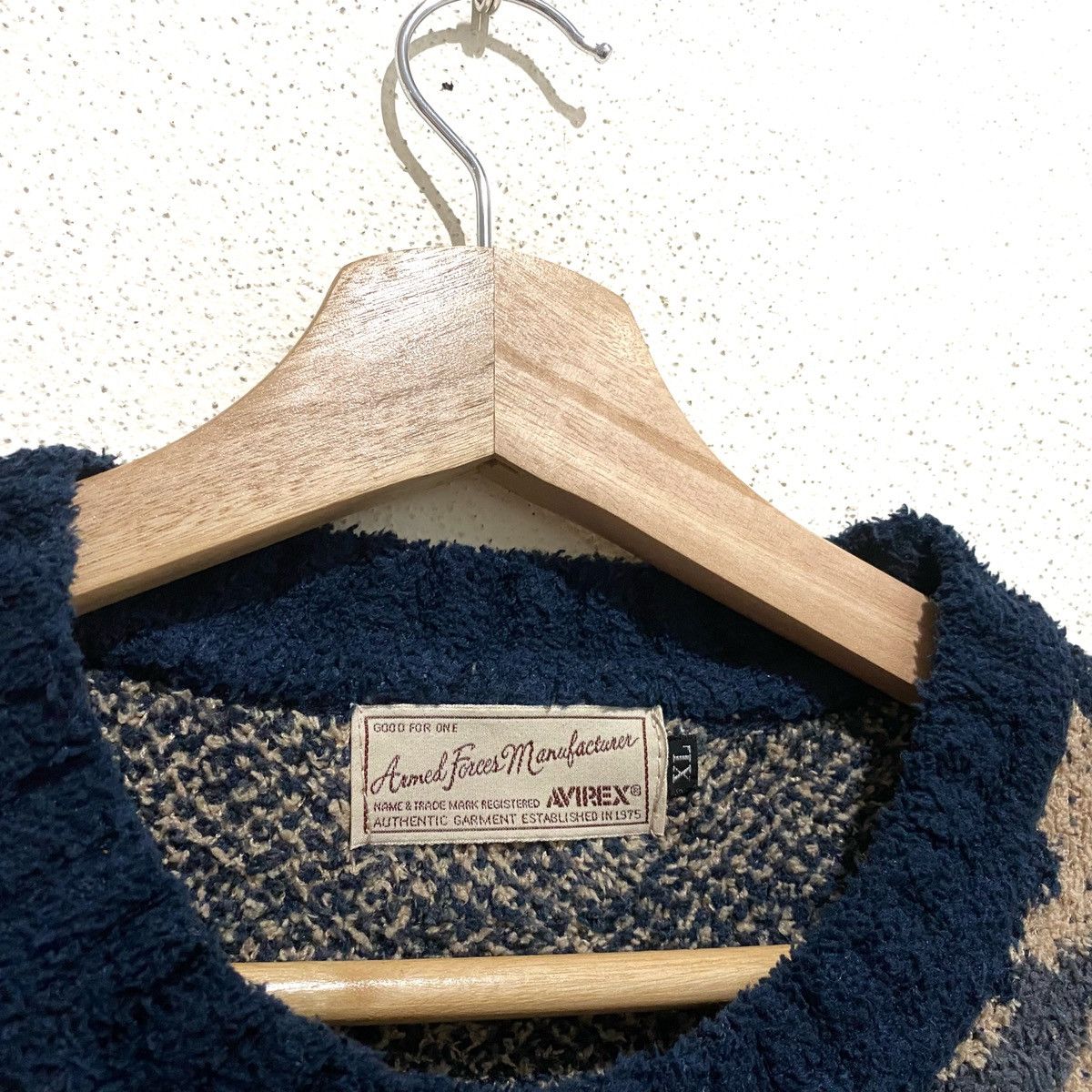 Avirex Vintage AVIREX camouflage Sweater Pullover Sweatshirt Size US L / EU 52-54 / 3 - 5 Thumbnail